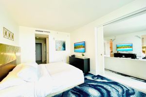 Alquiler Vacacional - NEW-1108-Beachfront-Resort-Downtown-Pool-Gym