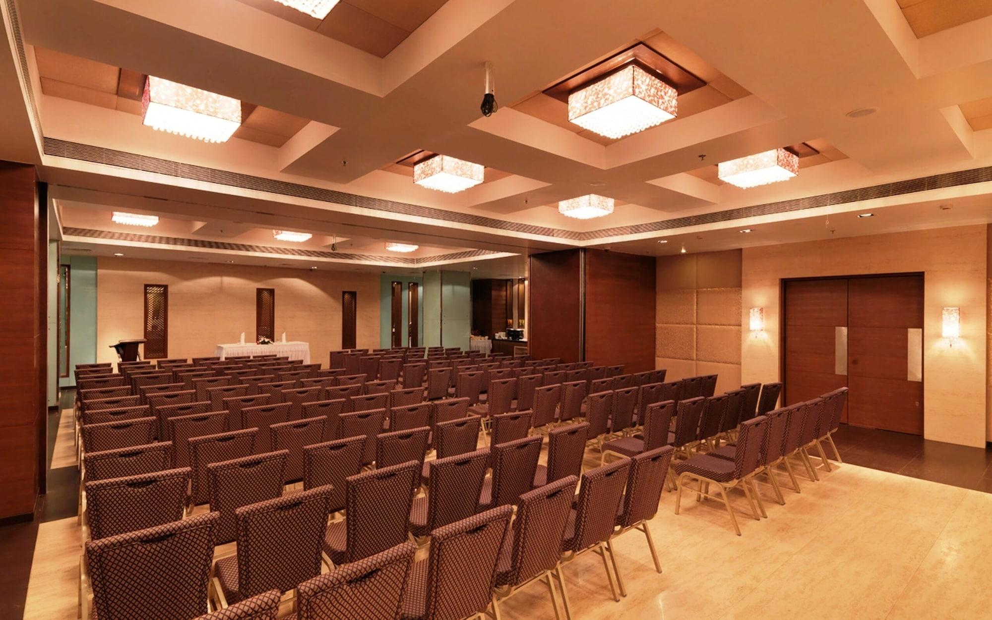 Sala de Reuniones Spree Shivai Hotel Pimpri