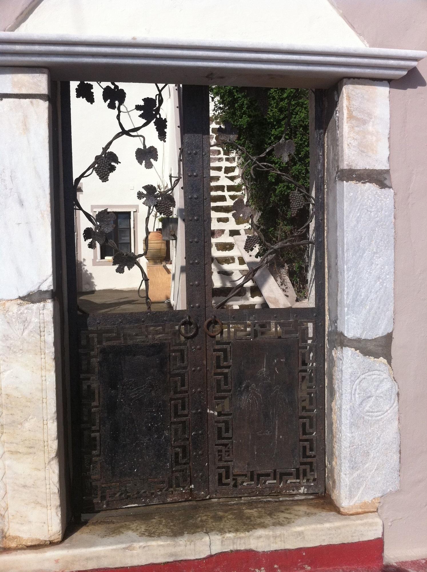 Vista Exterior Lava suites