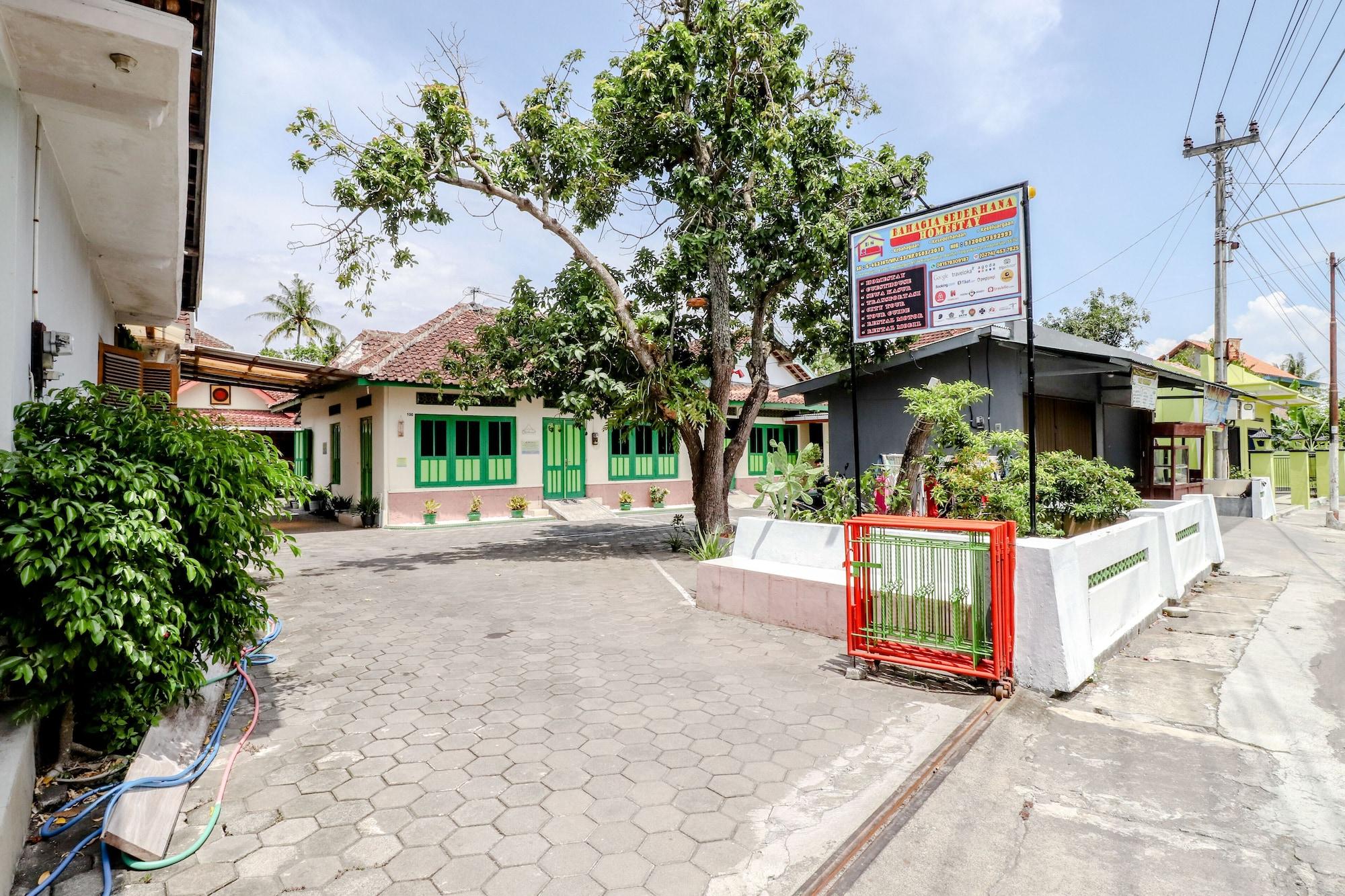 Varios Bahagia Sederhana Home Stay - Hostel