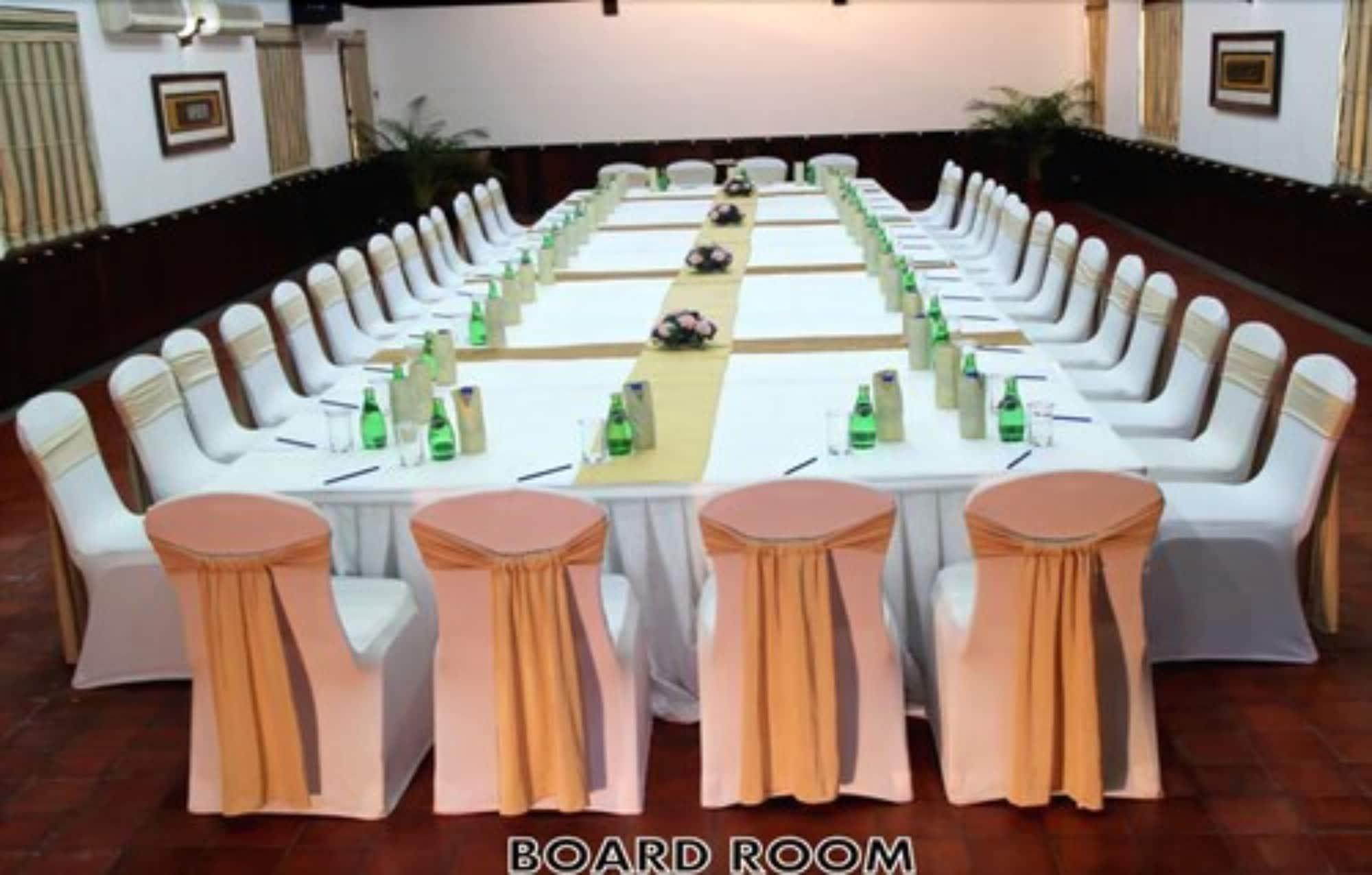 Sala de Reuniones Kumarakom Lake Resort