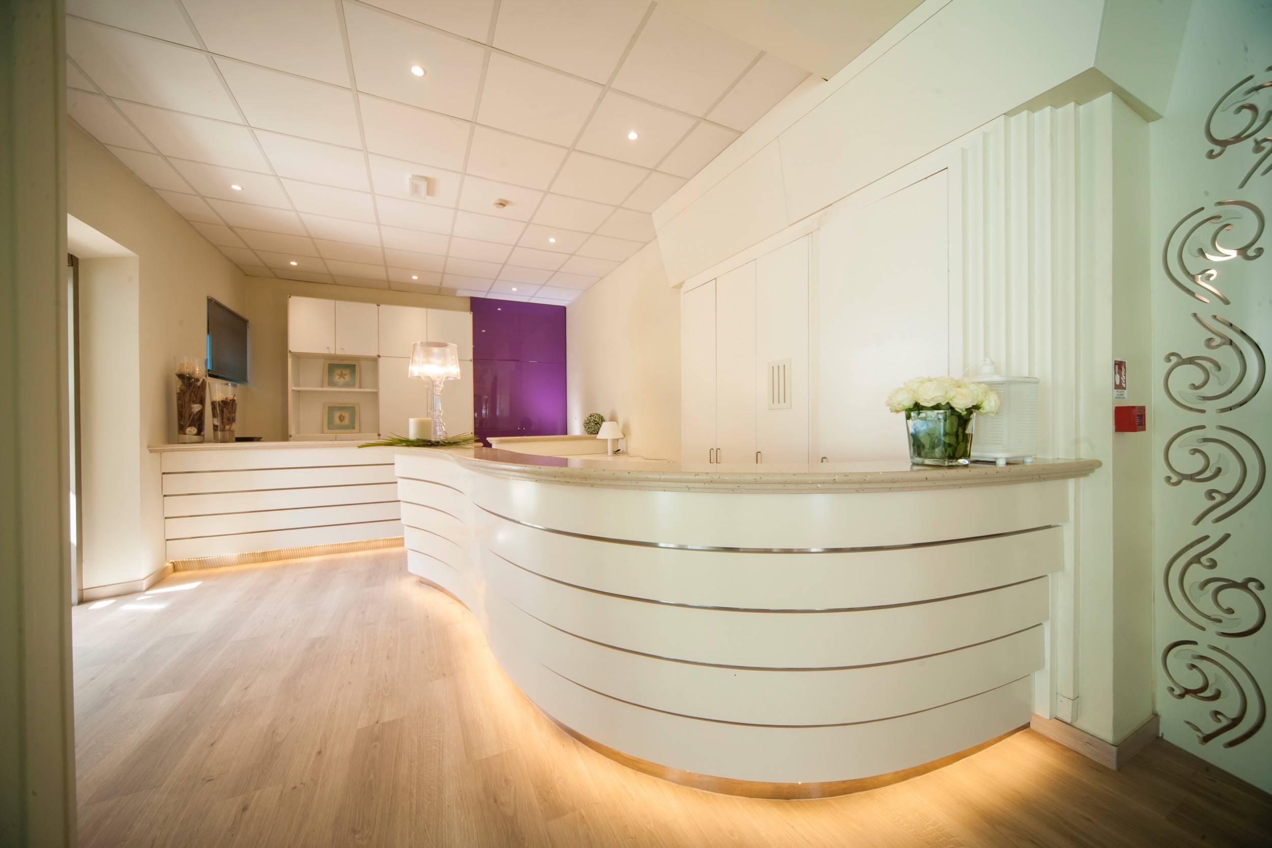 Vista Lobby Hotel Mon Cheri