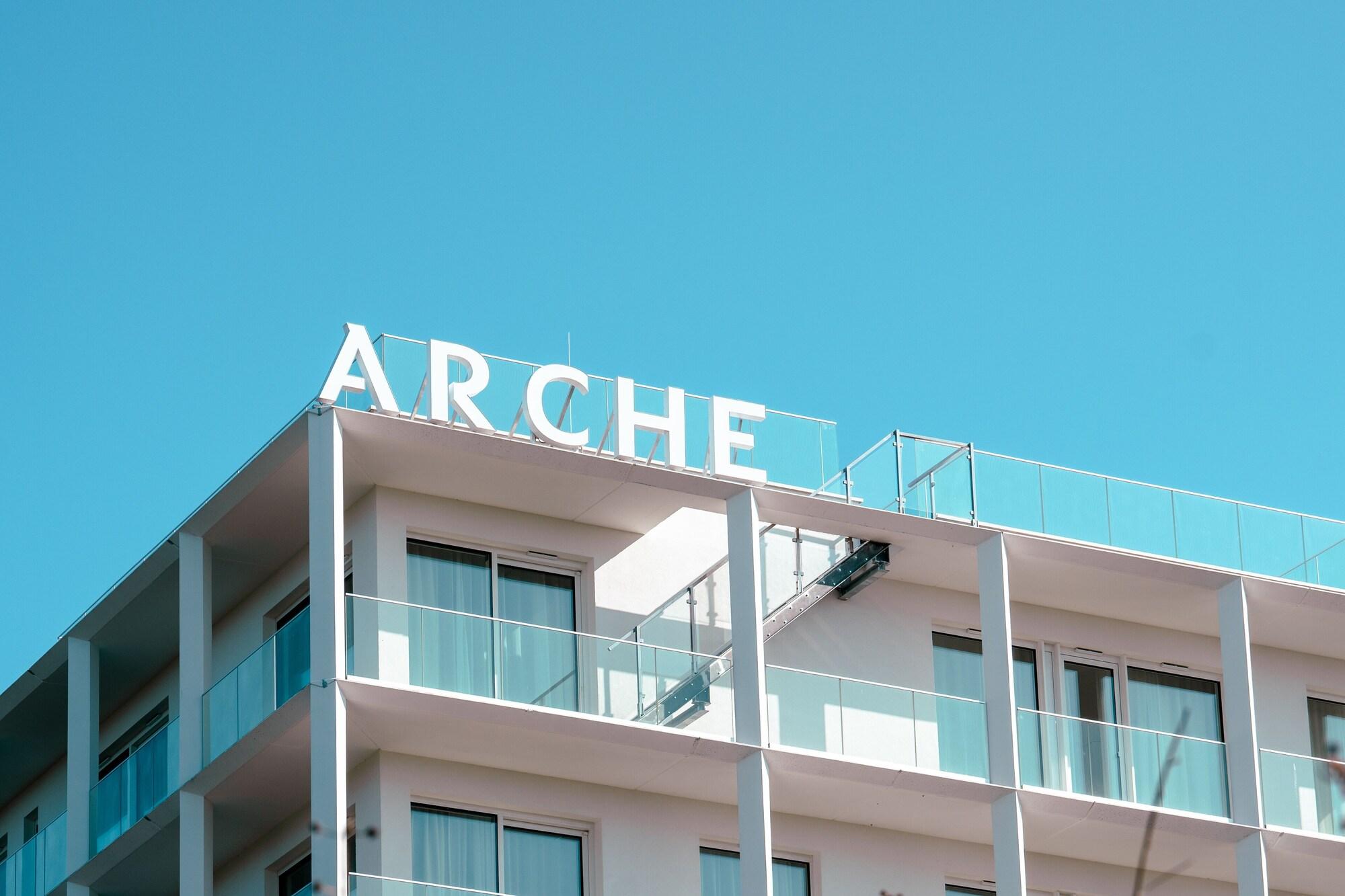 Vista Exterior ARCHE Fabryka Samolotów w Mielnie