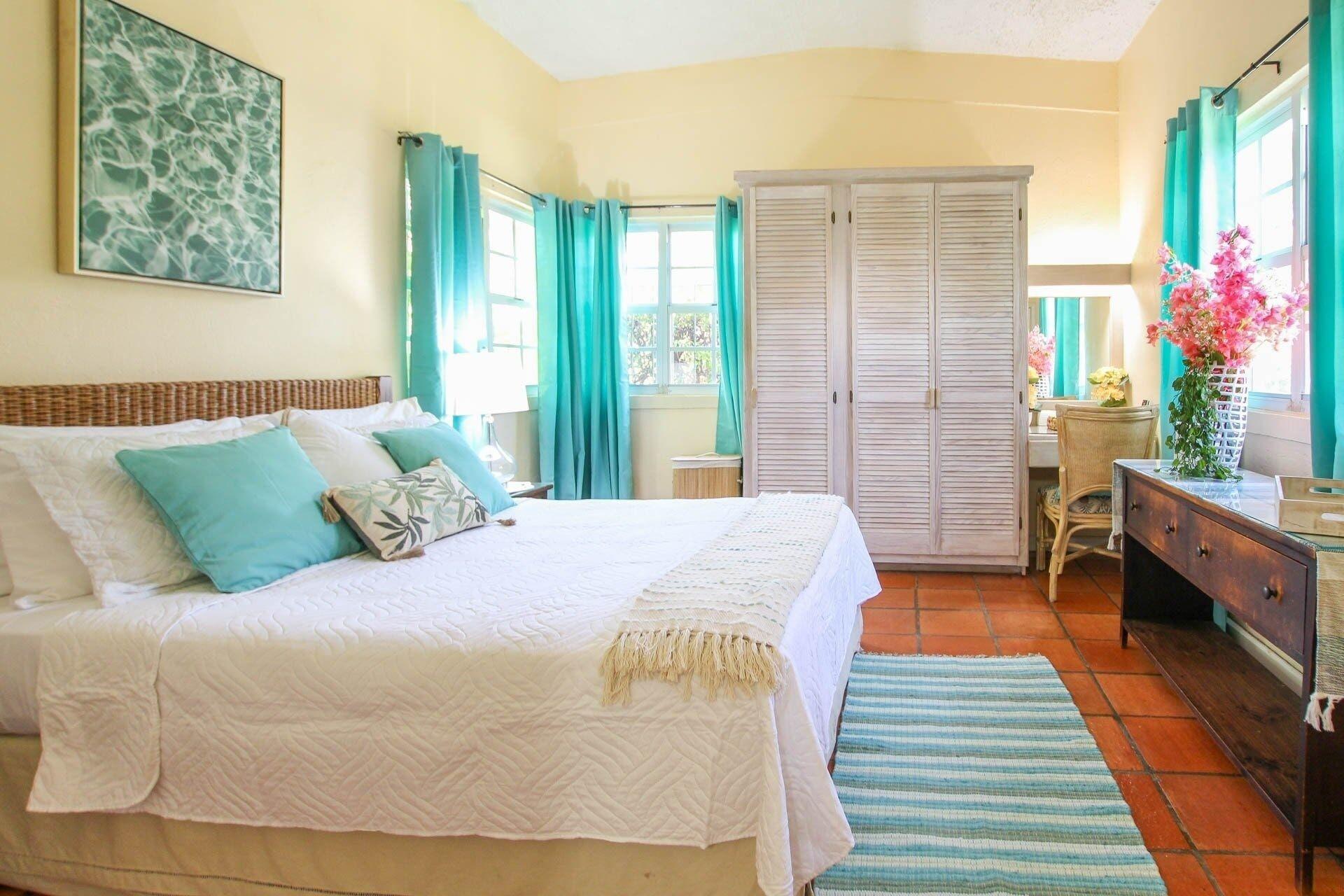 Habitación Aqua Bliss 3 Bedroom Home by Bluescape