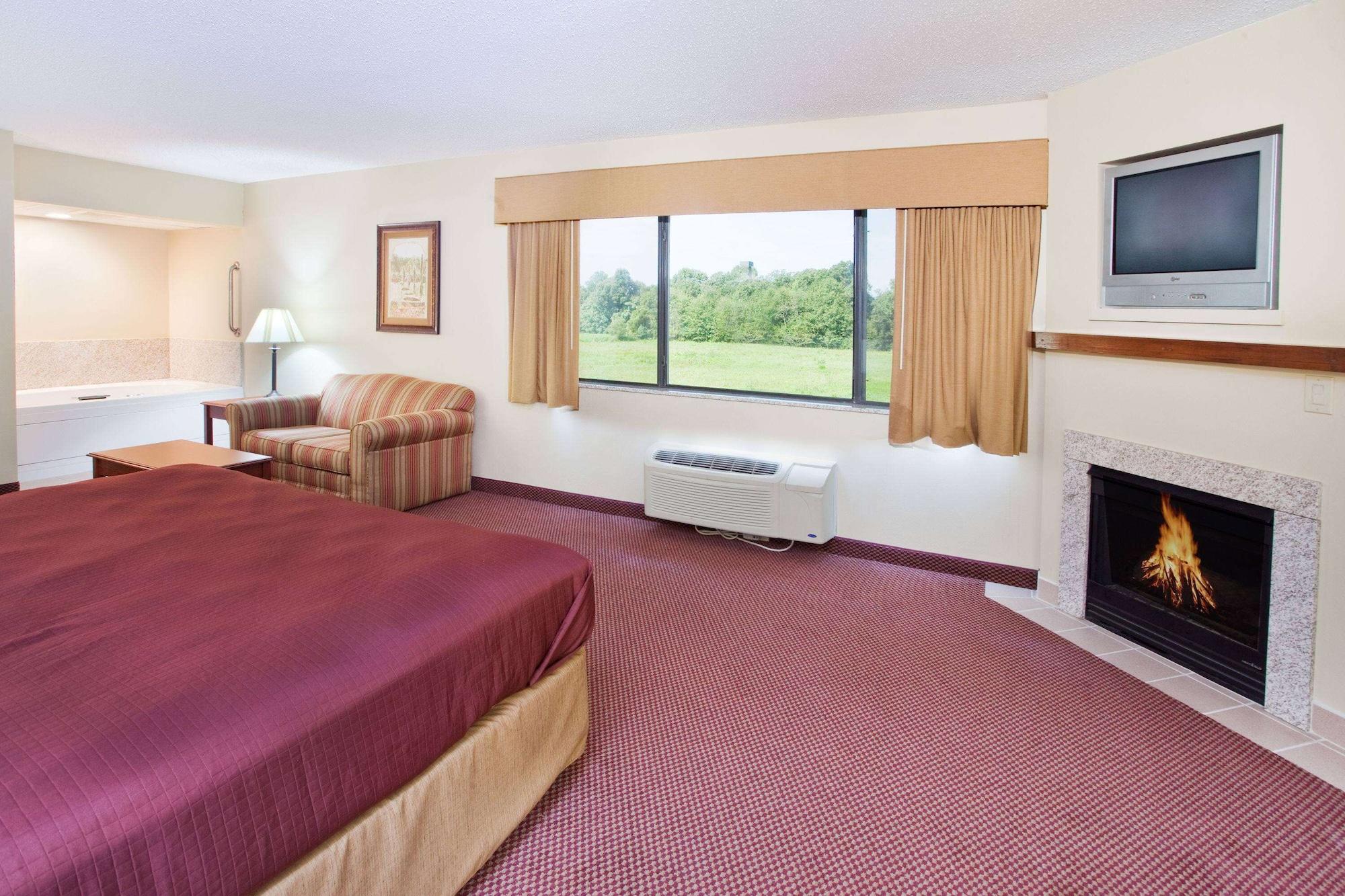 Habitación AmericInn by Wyndham Boiling Springs Near Gardner Webb U