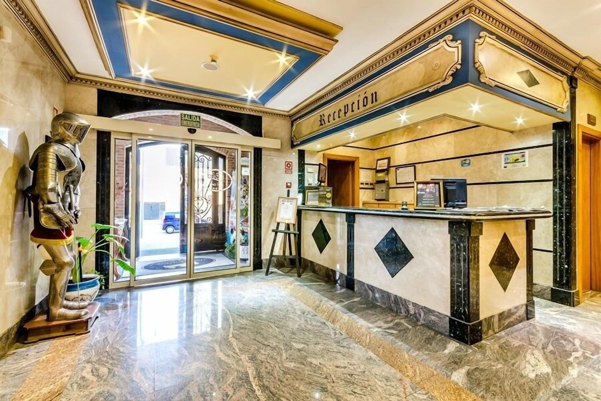 Vista Lobby Hotel Carlos I Toledo