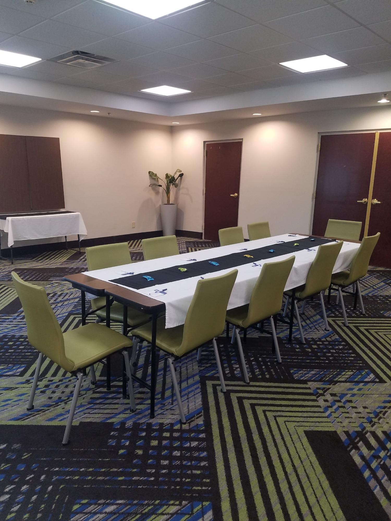 Sala de Reuniones Holiday Inn Express Hotel and Suites Kingsport by IHG