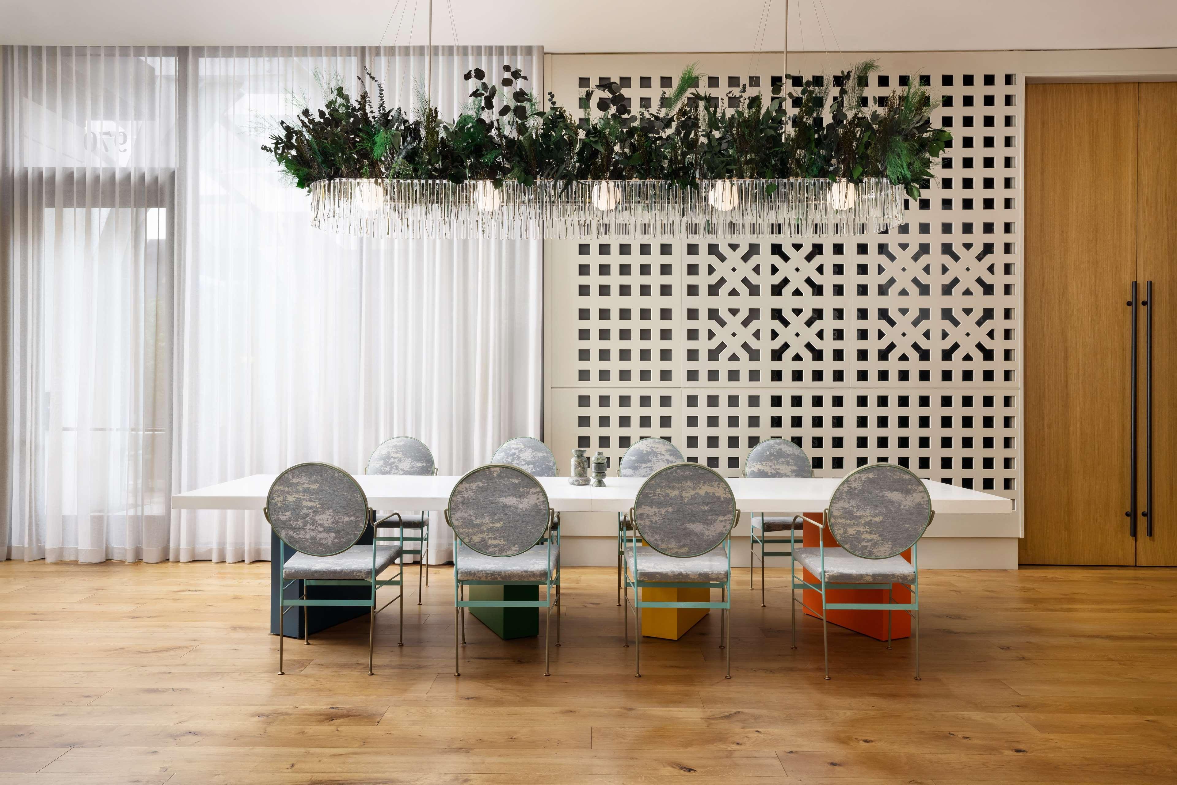 Vista Lobby Timbri Hotel San Francisco, Curio Collection by Hilton