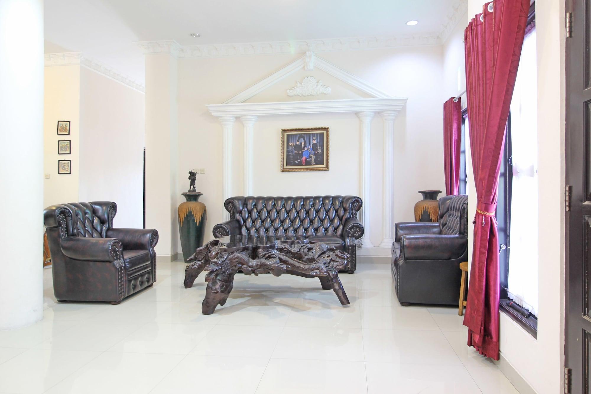 Vista Lobby RedDoorz near UMY Yogyakarta