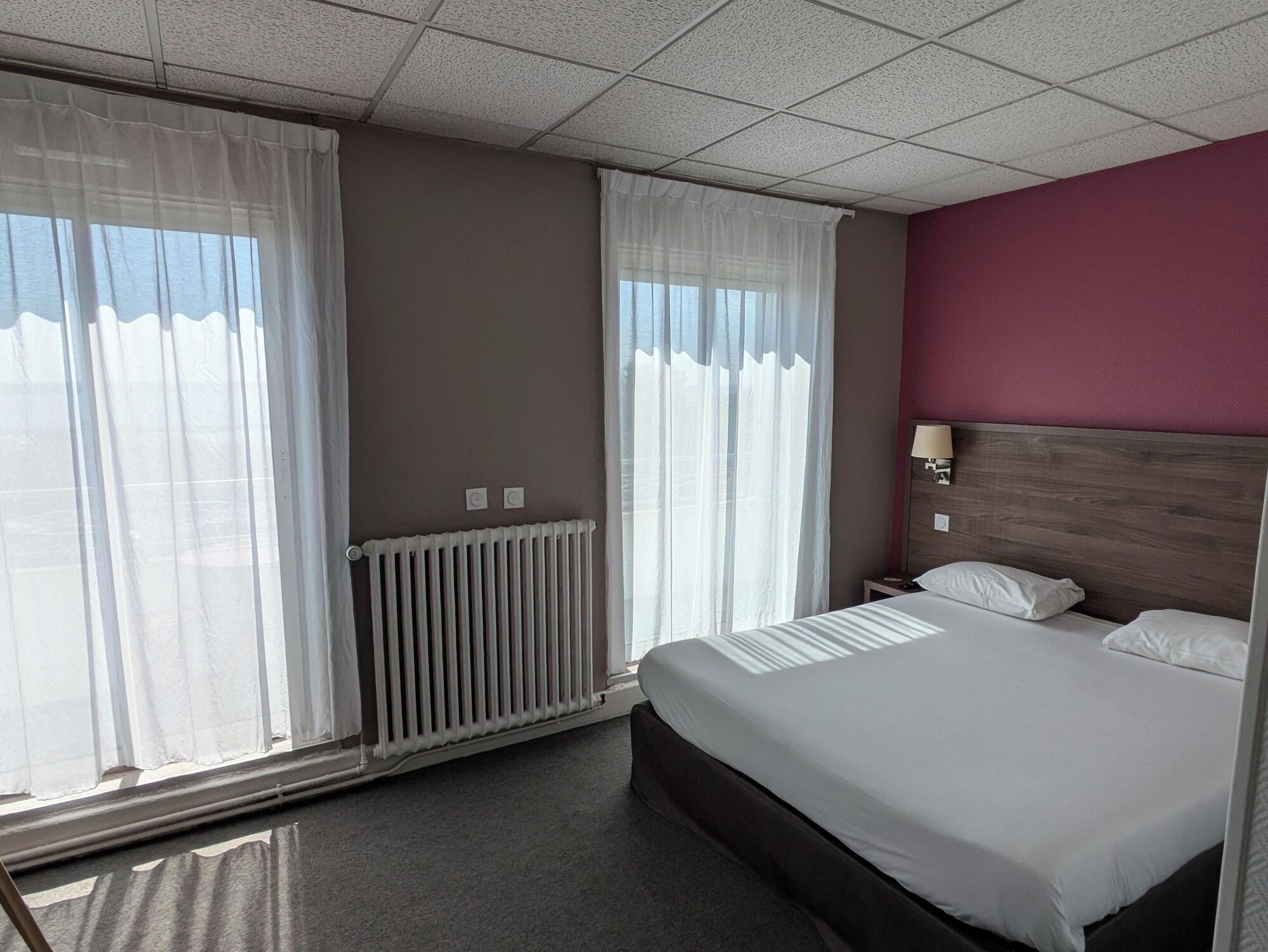 Vista Exterior Hotel de la Gare Brest