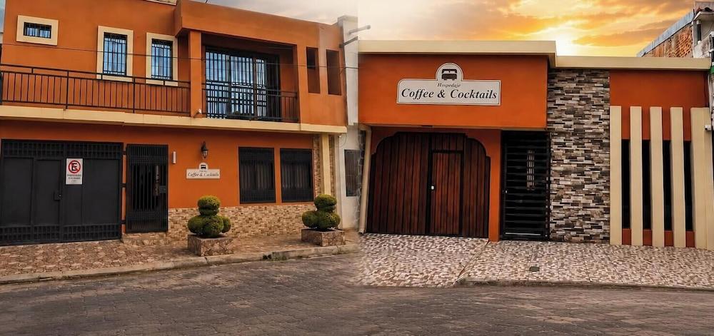 Varios Hospedaje Coffee and Cocktails