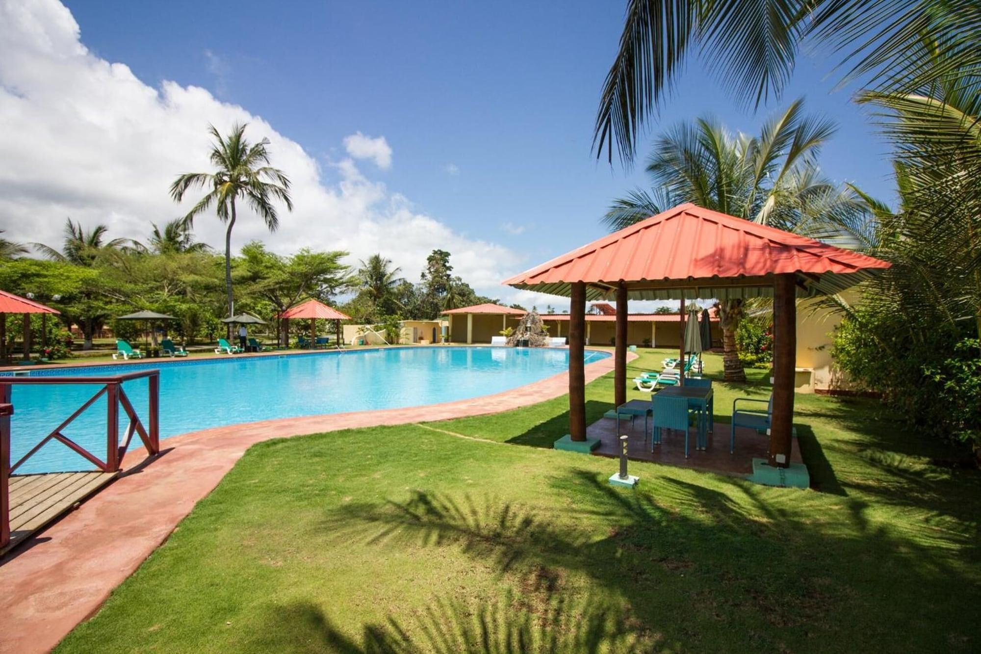 Vista Piscina Hotel Praia