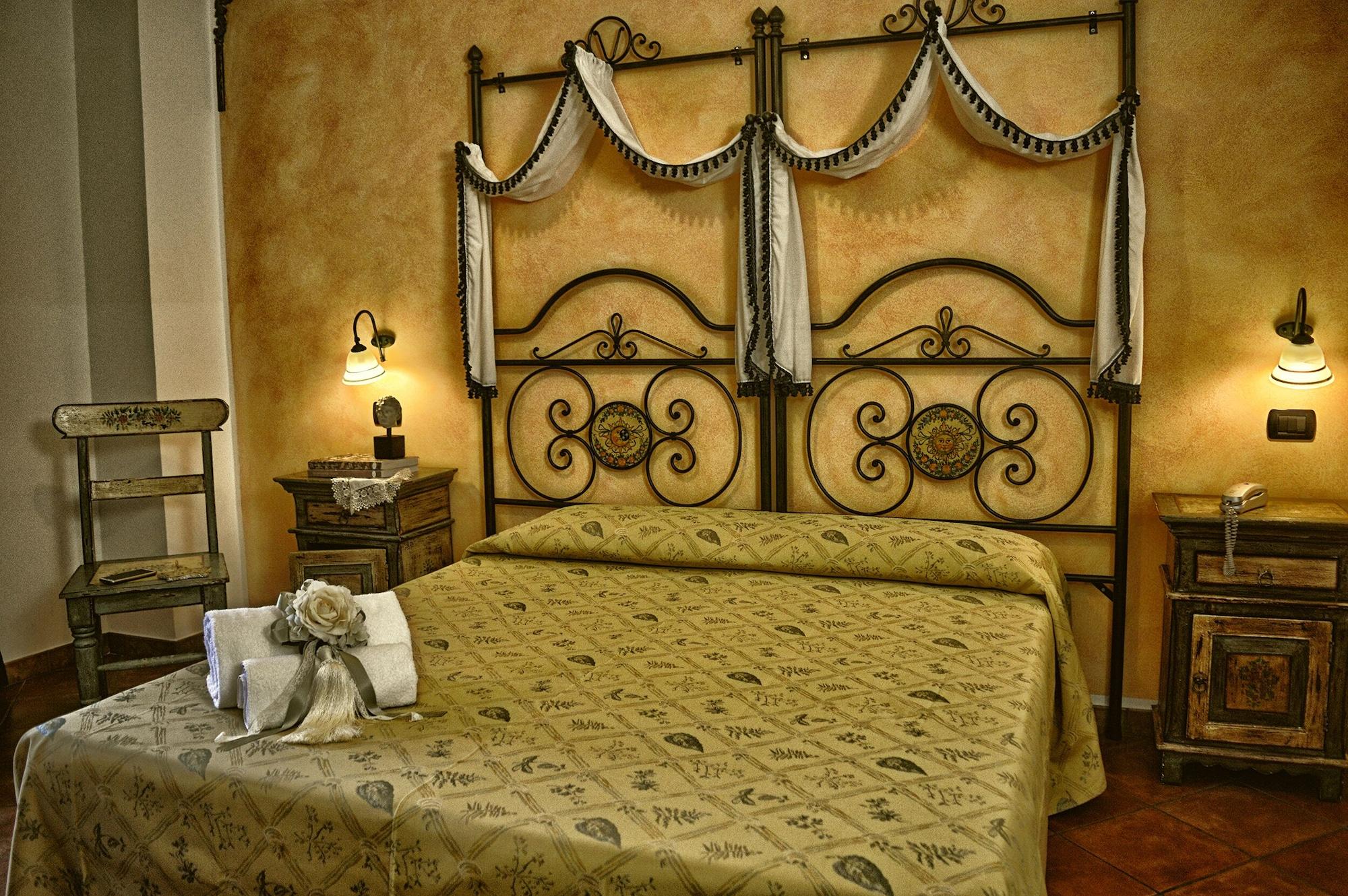 Varios Hotel Victoria