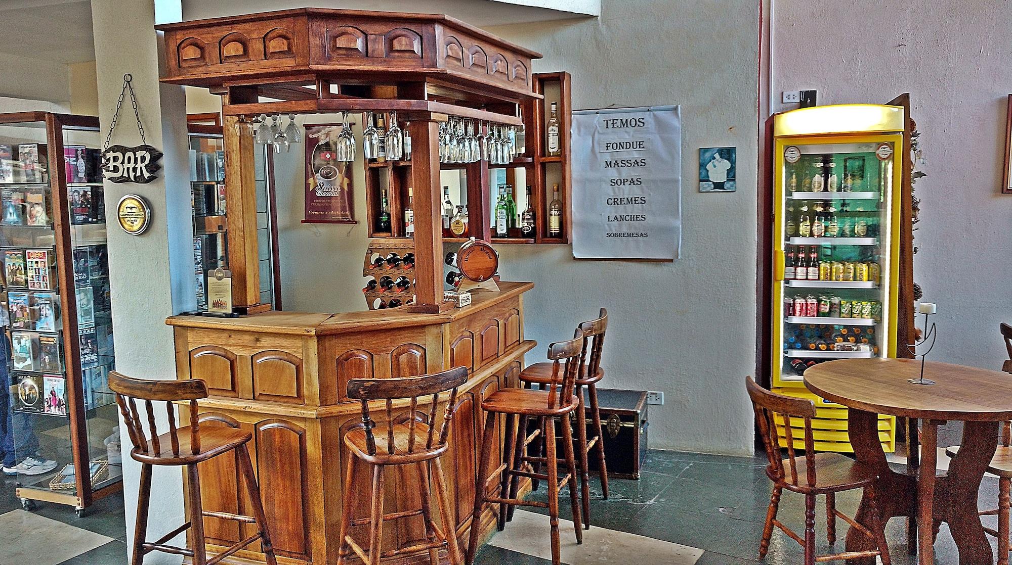 Bar/Salón Alpenhaus Pousada