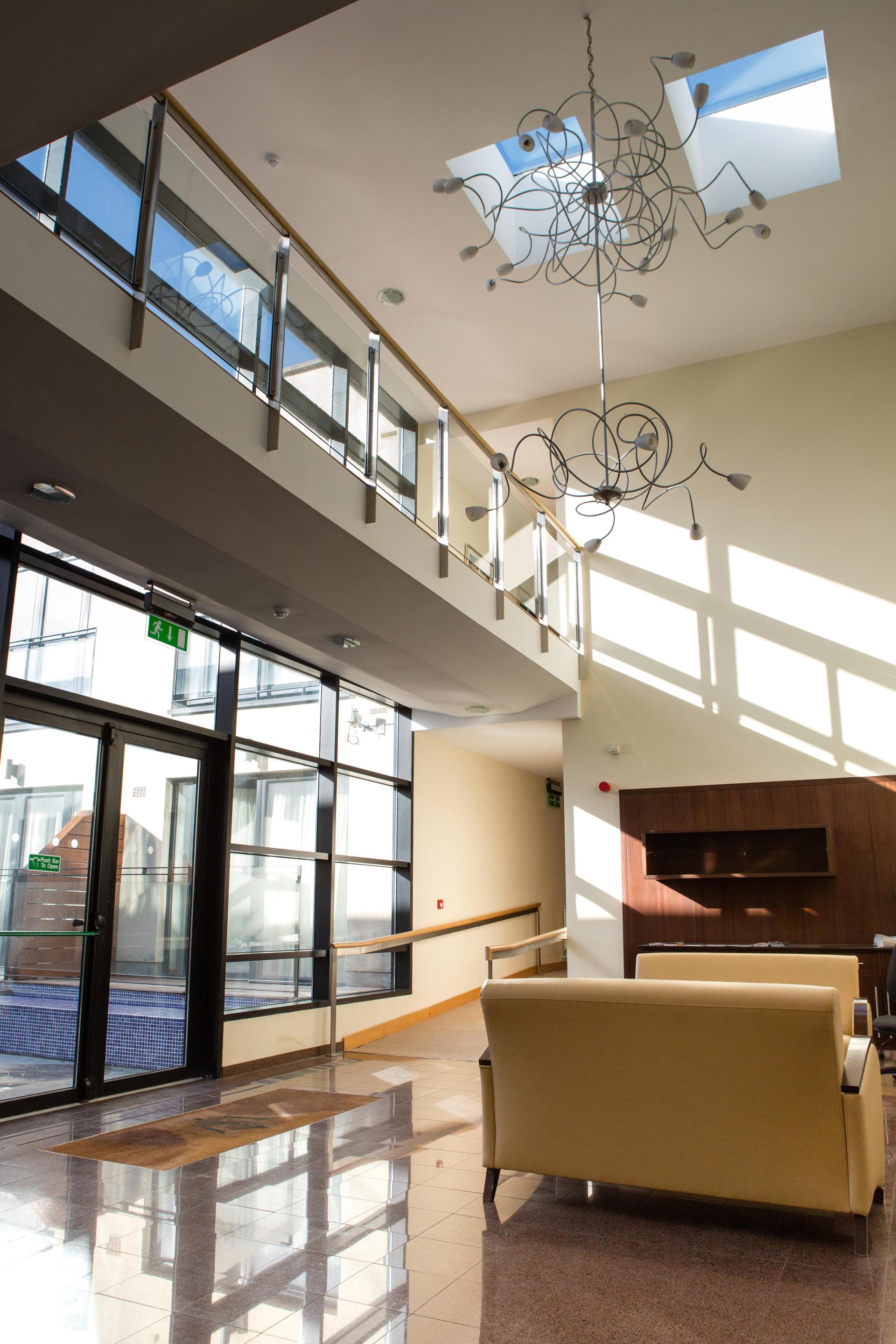 Vista Lobby White Sands Hotel