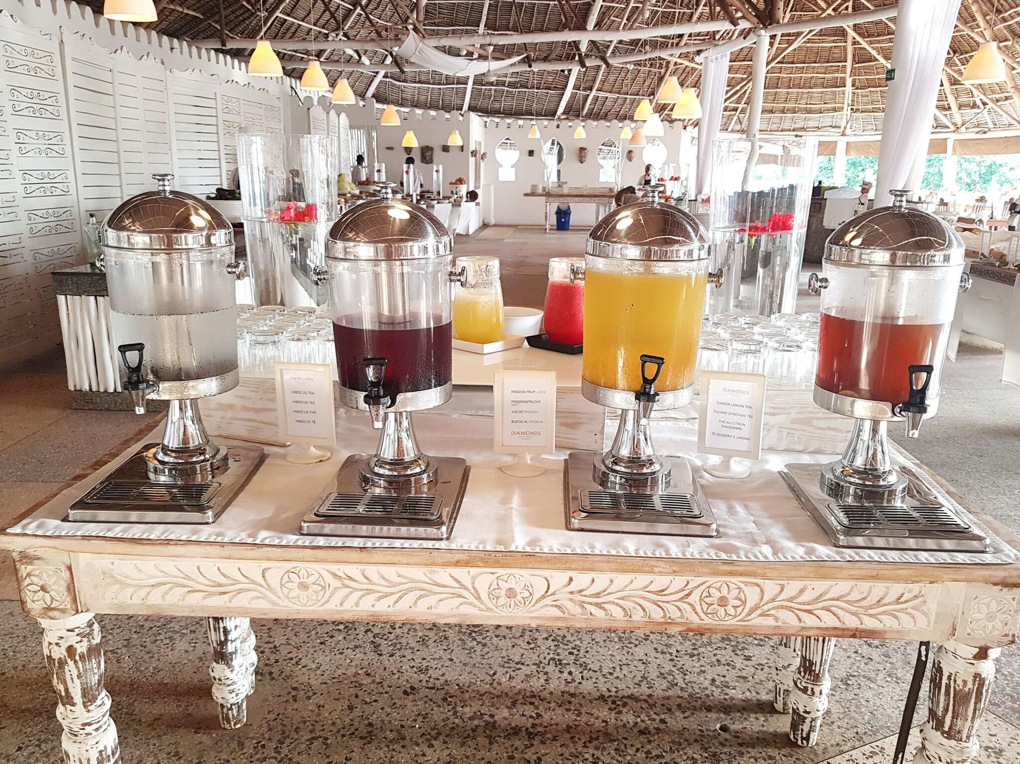 Restaurant Diamonds Mapenzi Beach