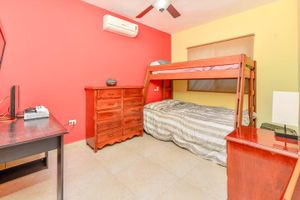 Alquiler Vacacional - 4 Bed, 4 Bath Golden Zone. Dipping Pool, Rooftop Jacuzzi. Short Walk to Beach