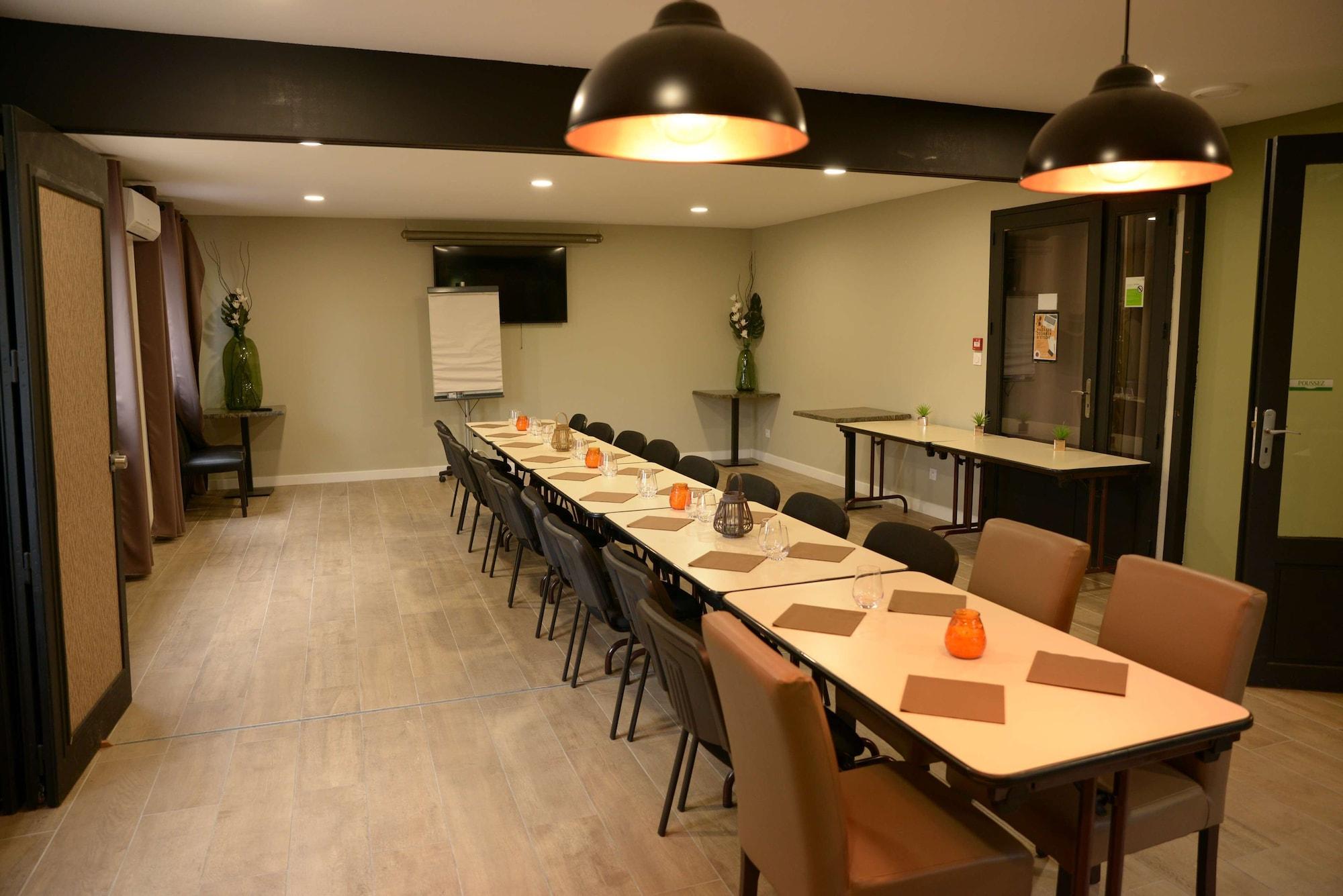Sala de Reuniones Hotel Campanile Sete - Balaruc