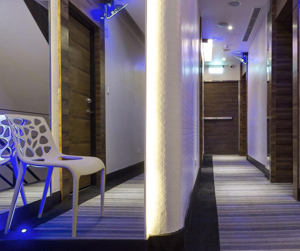 Varios E-Coast Star Hotel