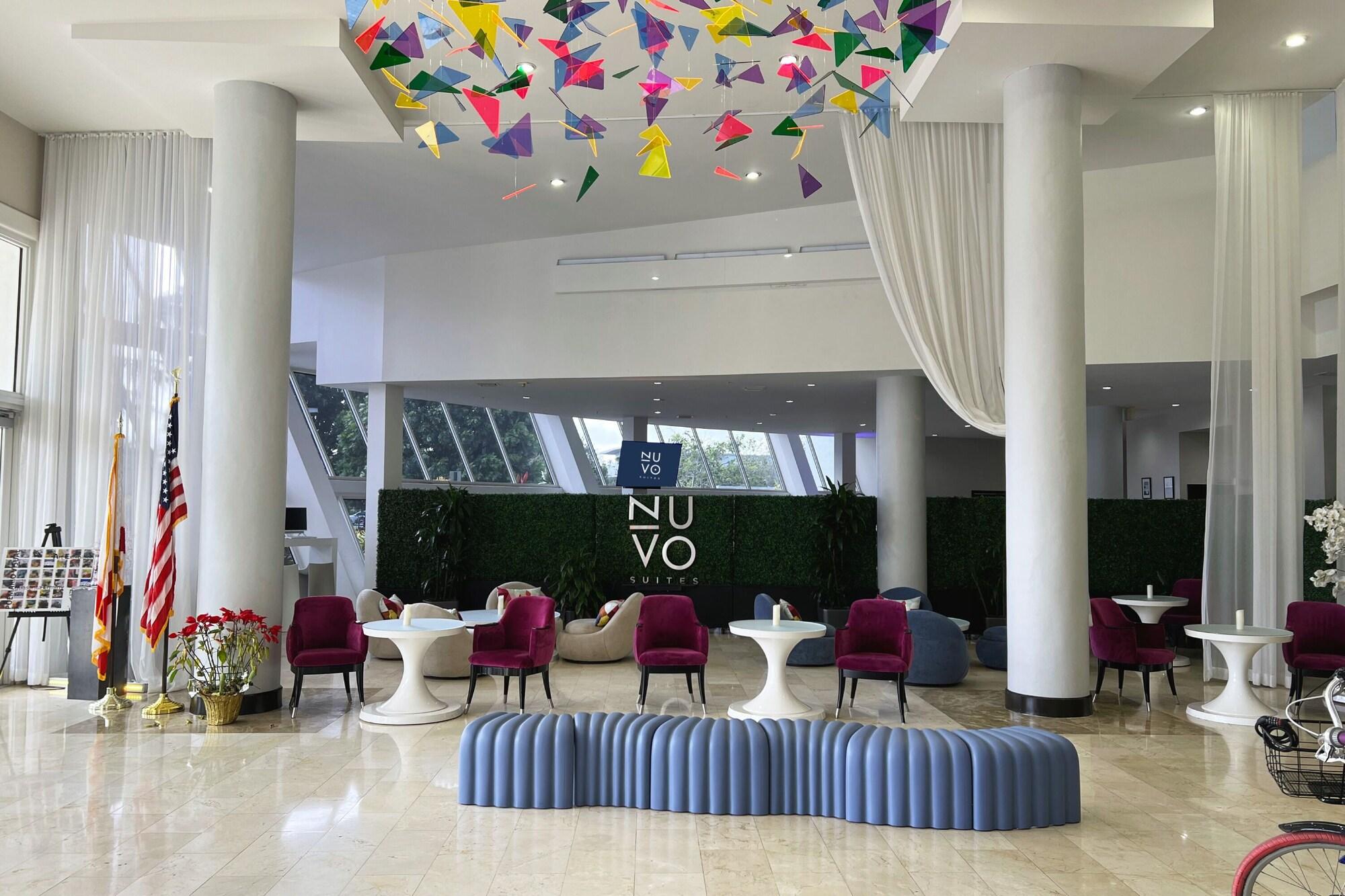 Vista Lobby Nuvo Suites Hotel