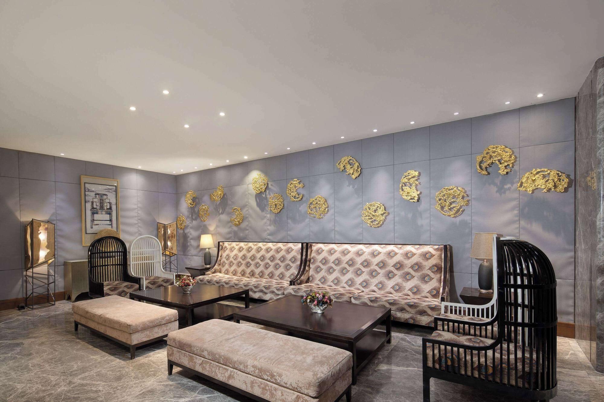 Varios Days Hotel By Wyndham Jilin Railway Station