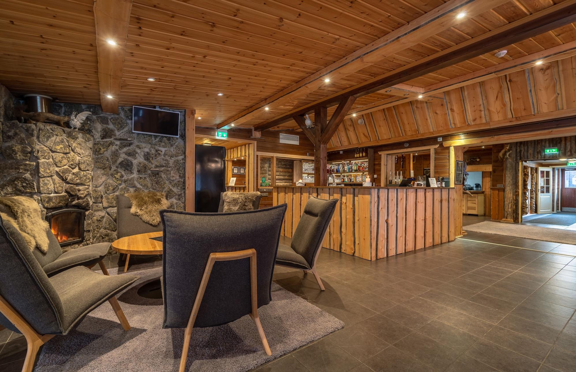 Vista Lobby Wilderness Hotel Nellim & Igloos