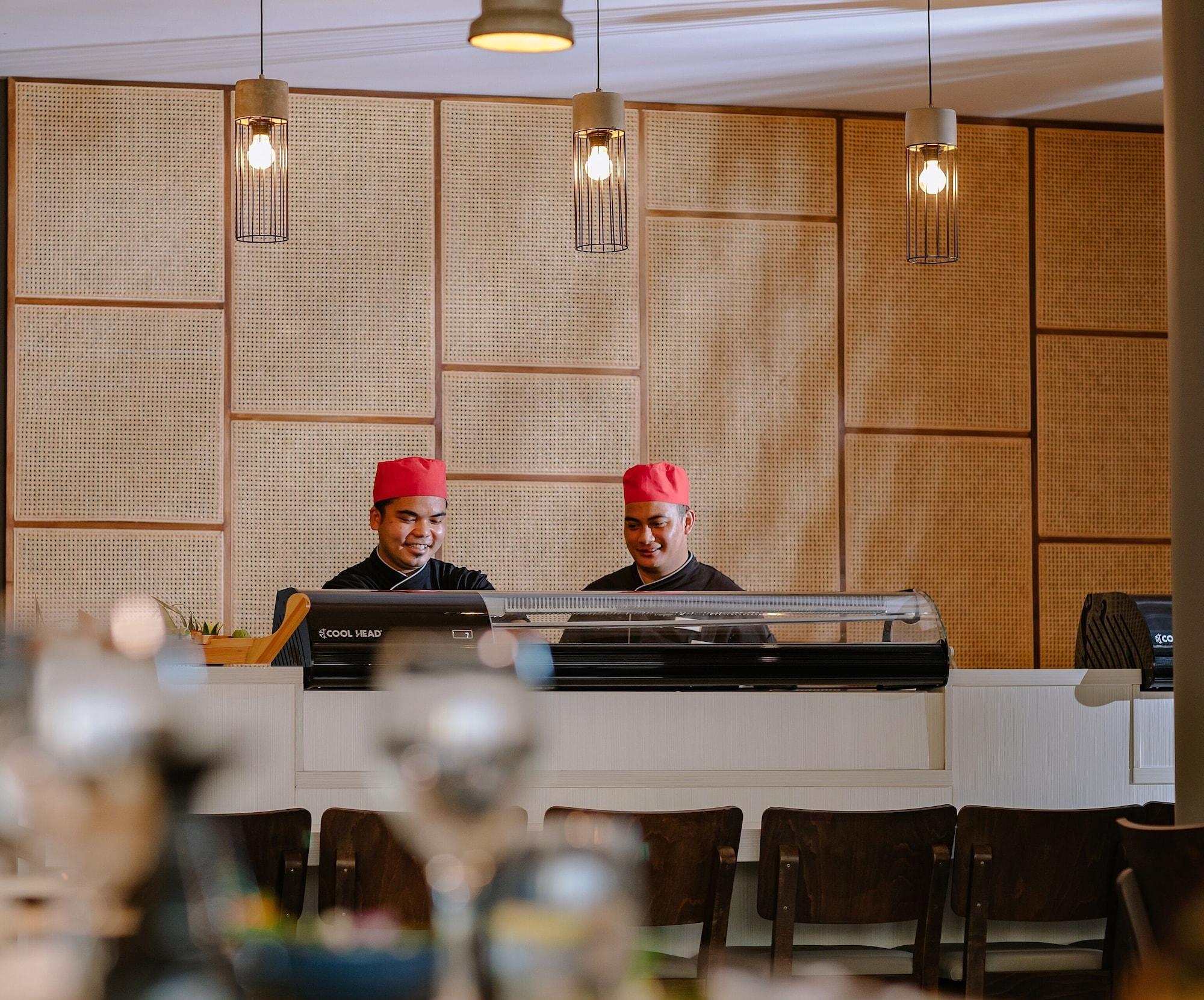 Restaurant Ivi Mare - Designed for adults by Louis Hotels