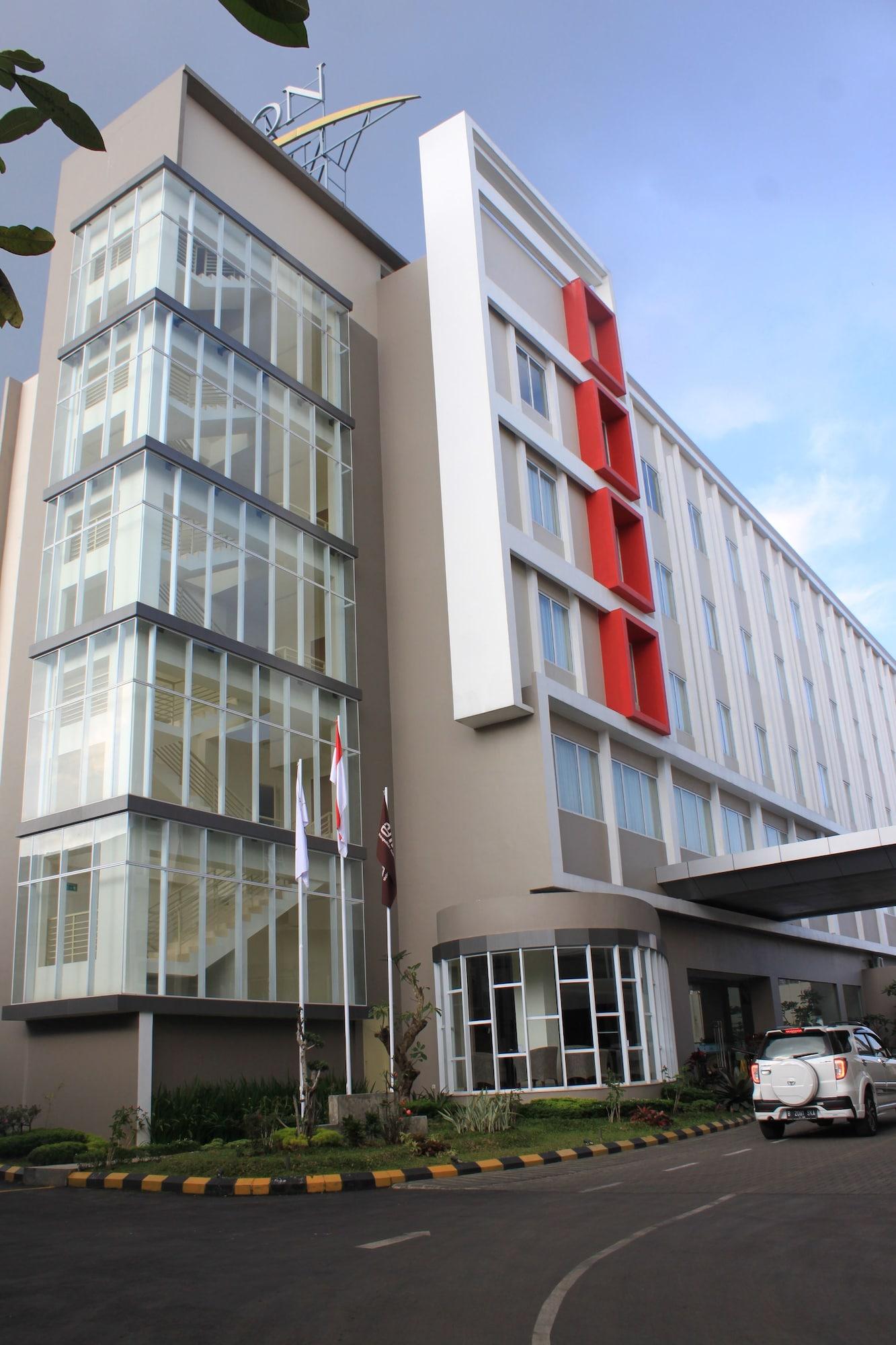 Vista Exterior Horison Hotel Sukabumi