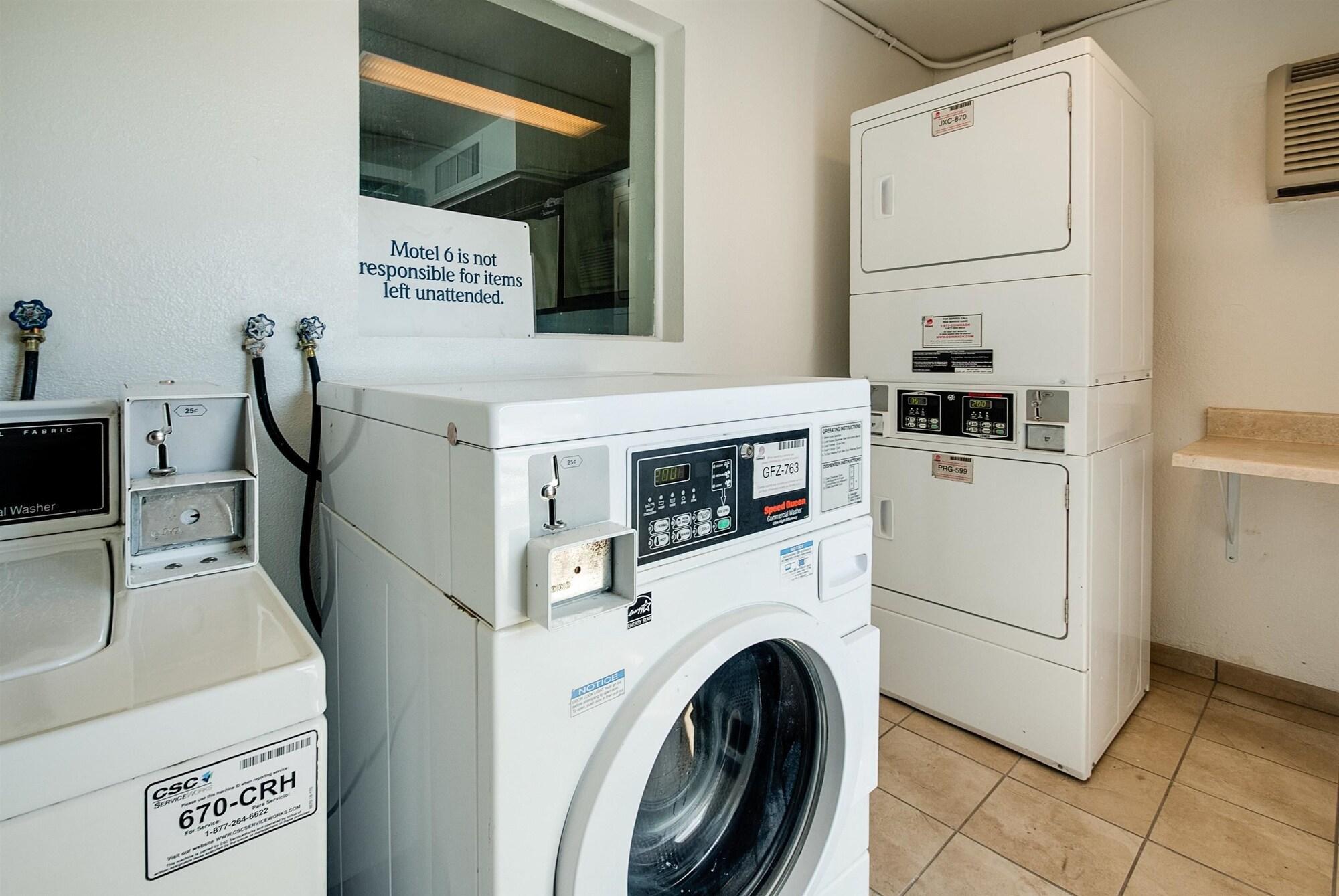 Instalaciones Recreativas Motel 6 Lenexa, KS - Kansas City Southwest
