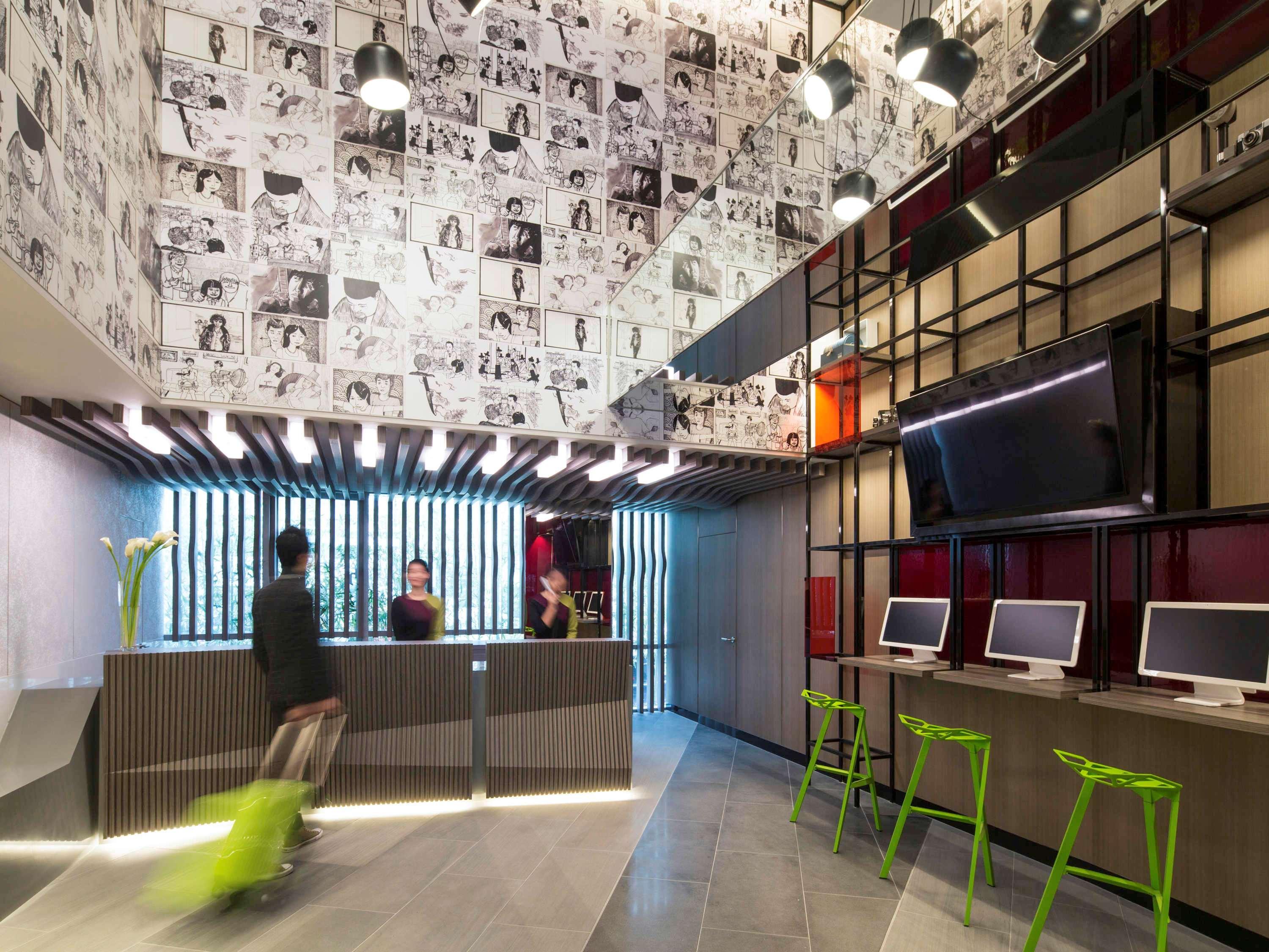 Vista Exterior ibis Styles Ambassador Seoul Myeongdong