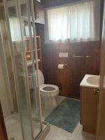 Alquiler Vacacional - Island Getaway! Nestled in the woods with easy access to sandy beach