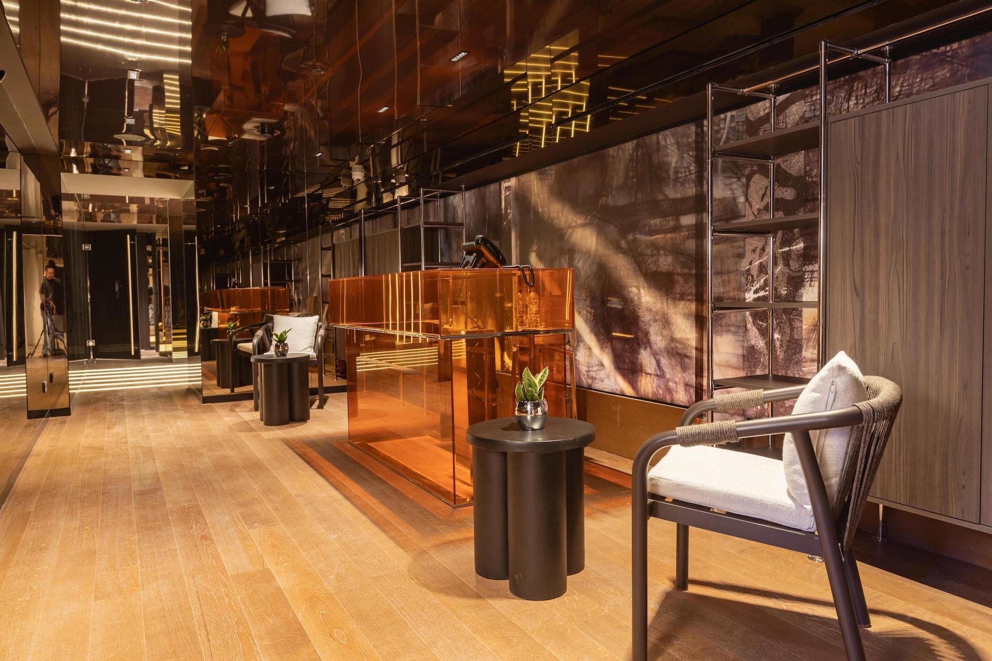 Spa Adia Aluma Athens, Curio Collection By Hilton