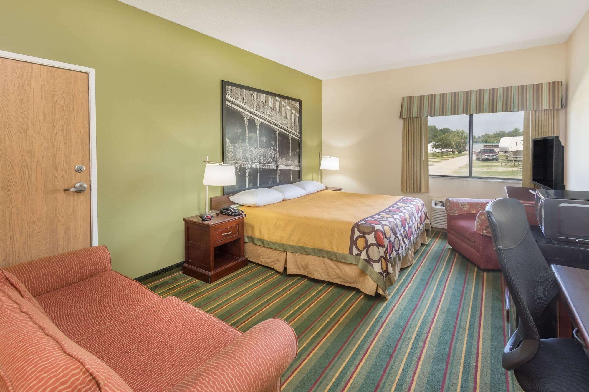 Habitación Super 8 by Wyndham Duson Lafayette West Area