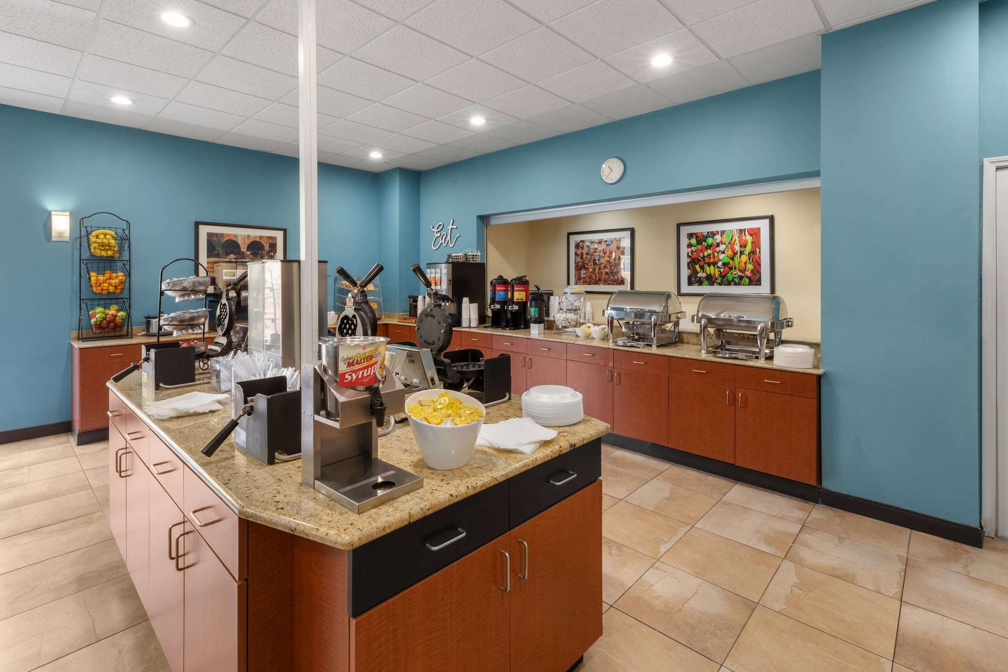 Restaurant La Quinta Inn & Suites by Wyndham San Antonio Medical Ctr NW