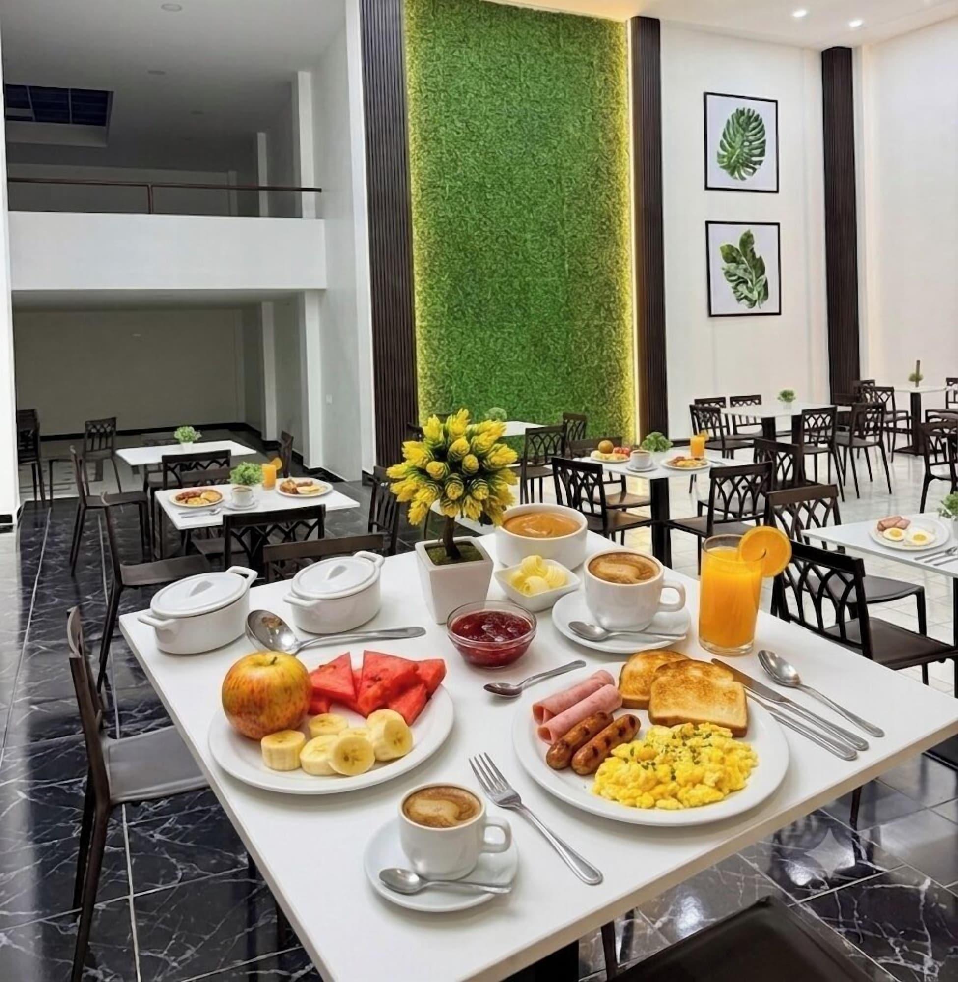 Varios Hotel NASS del Sur