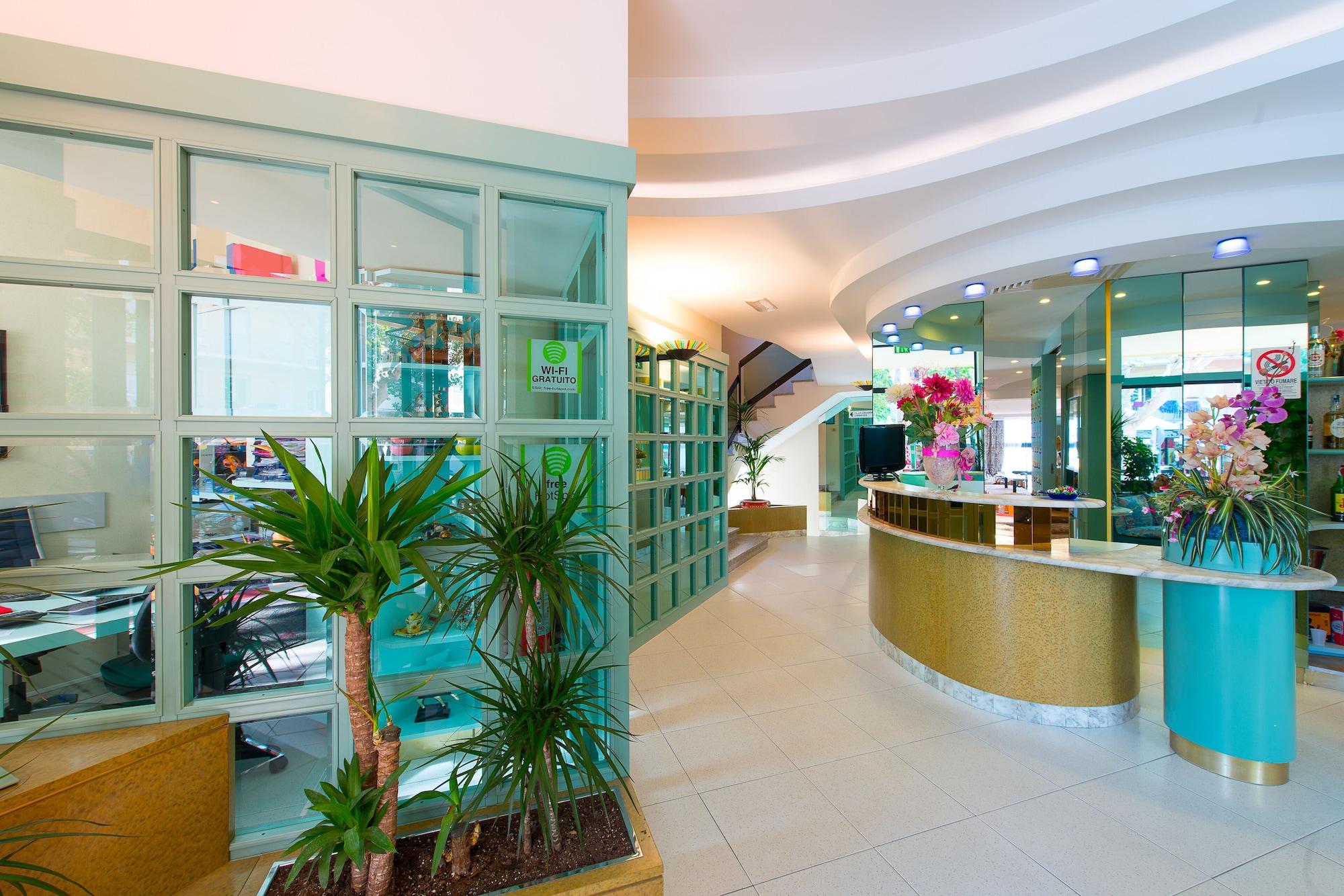Vista Lobby Hotel Ariane