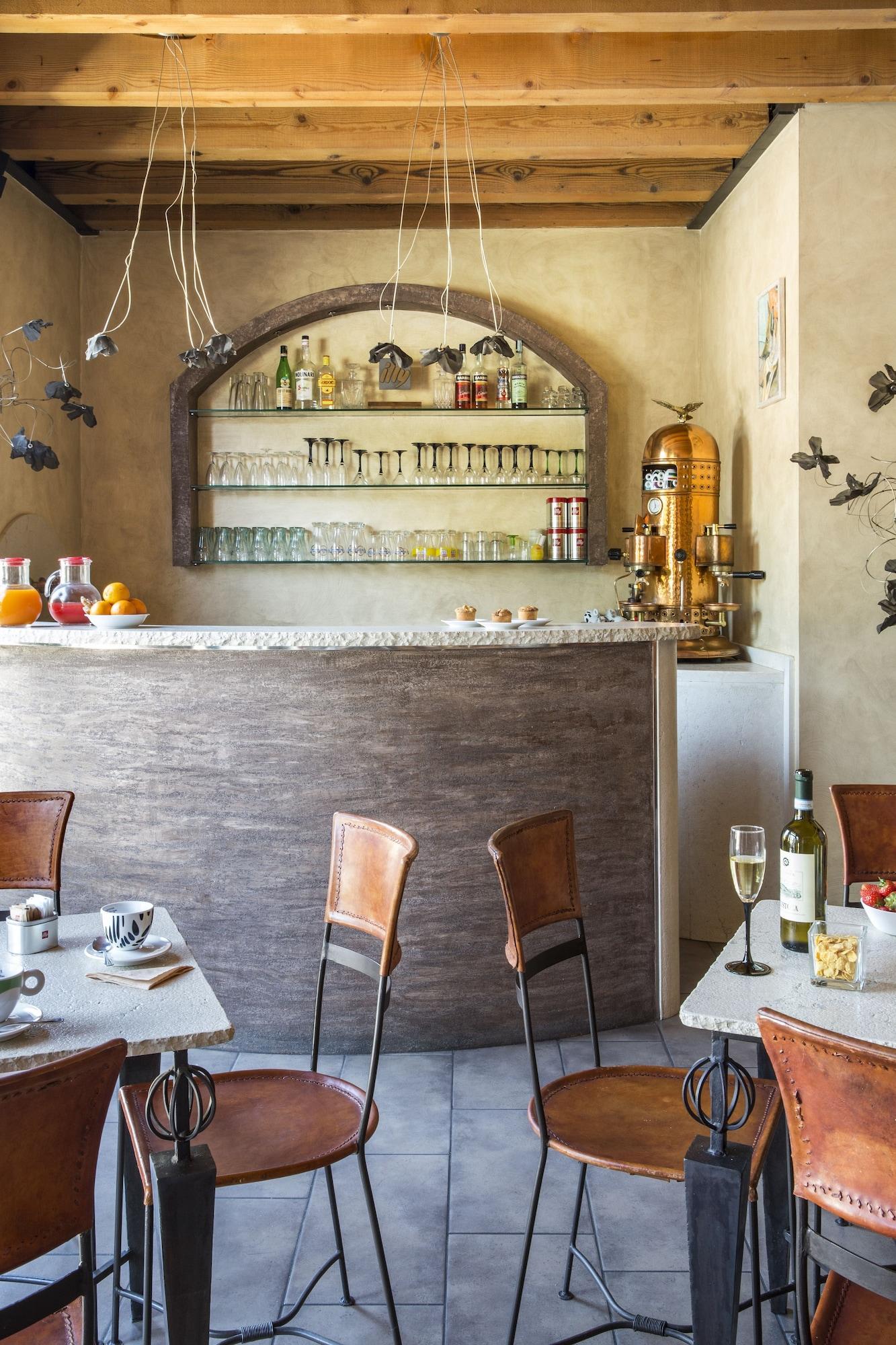 Bar/Salón Hotel San Pietro