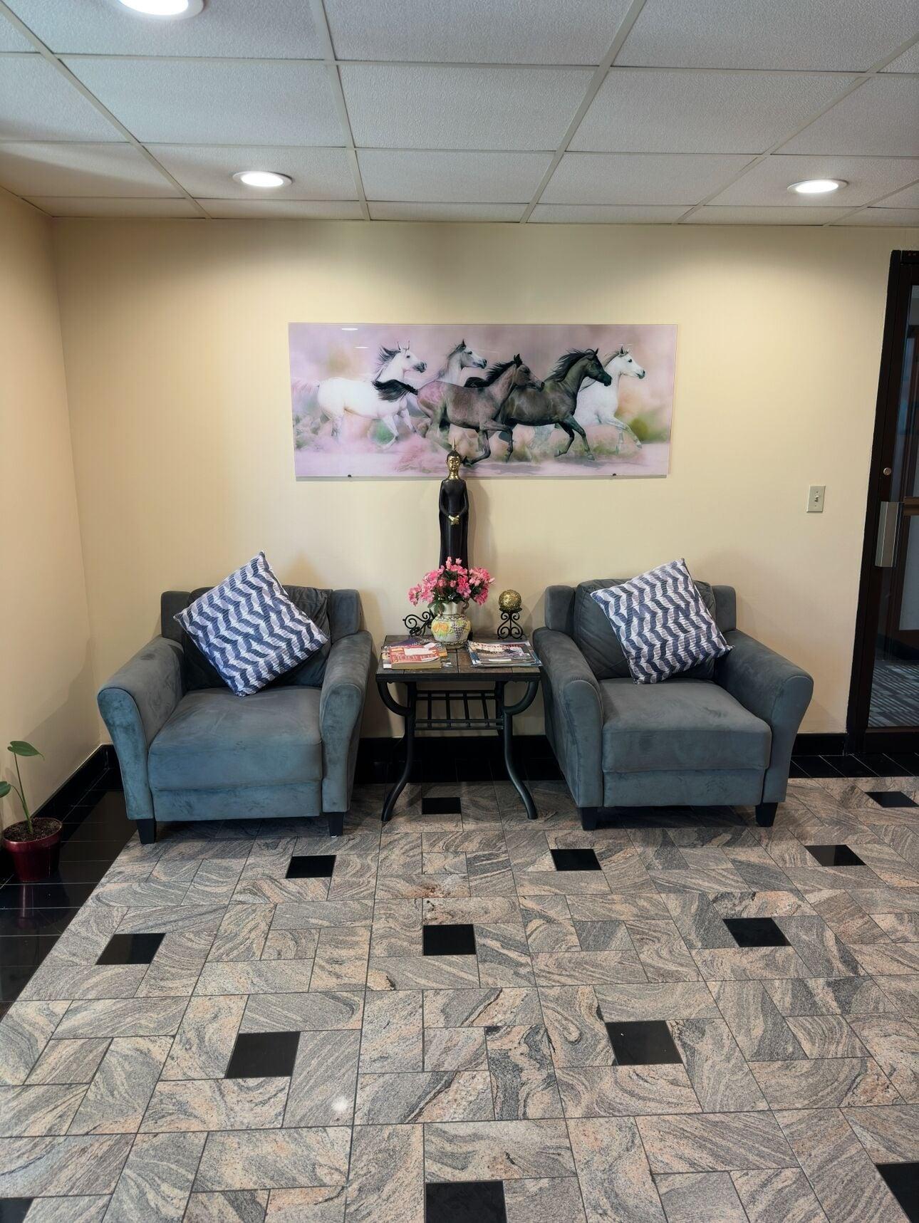 Vista Lobby Eco-Lux Inn