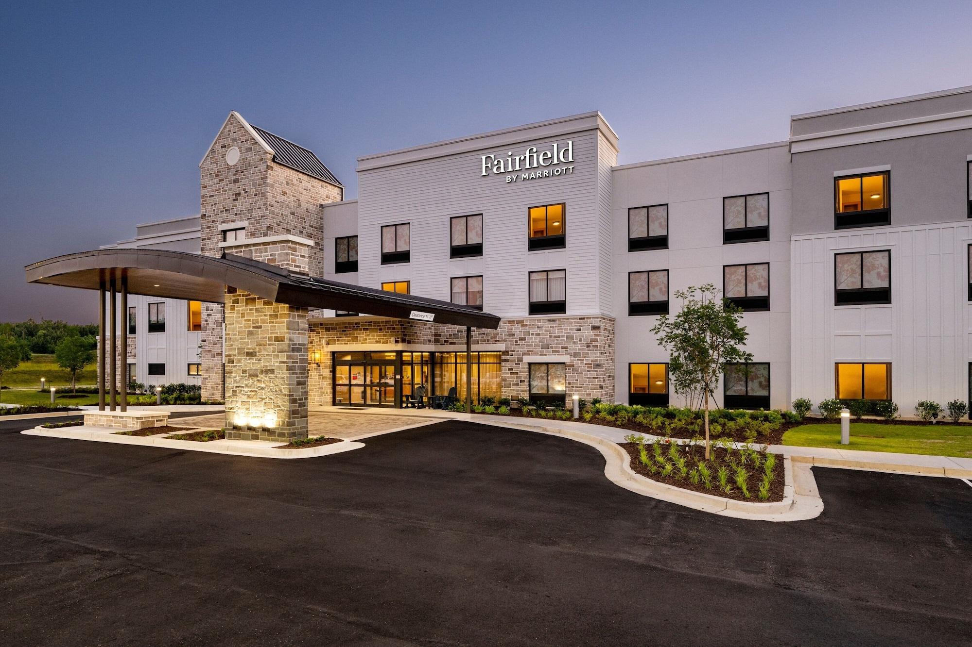 Varios Fairfield Inn & Suites by Marriott Rome