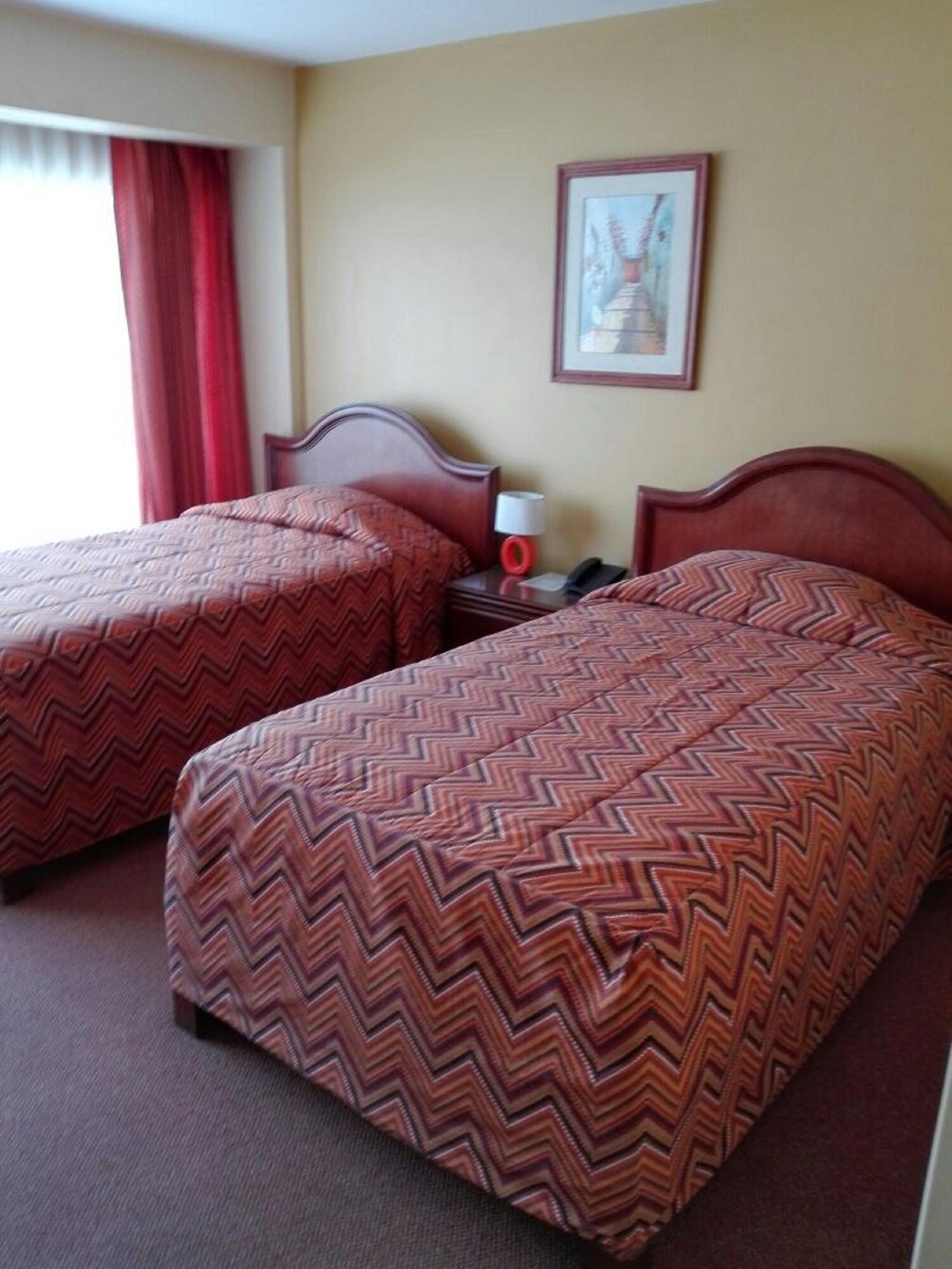 Vista Exterior Alsacia Hotel