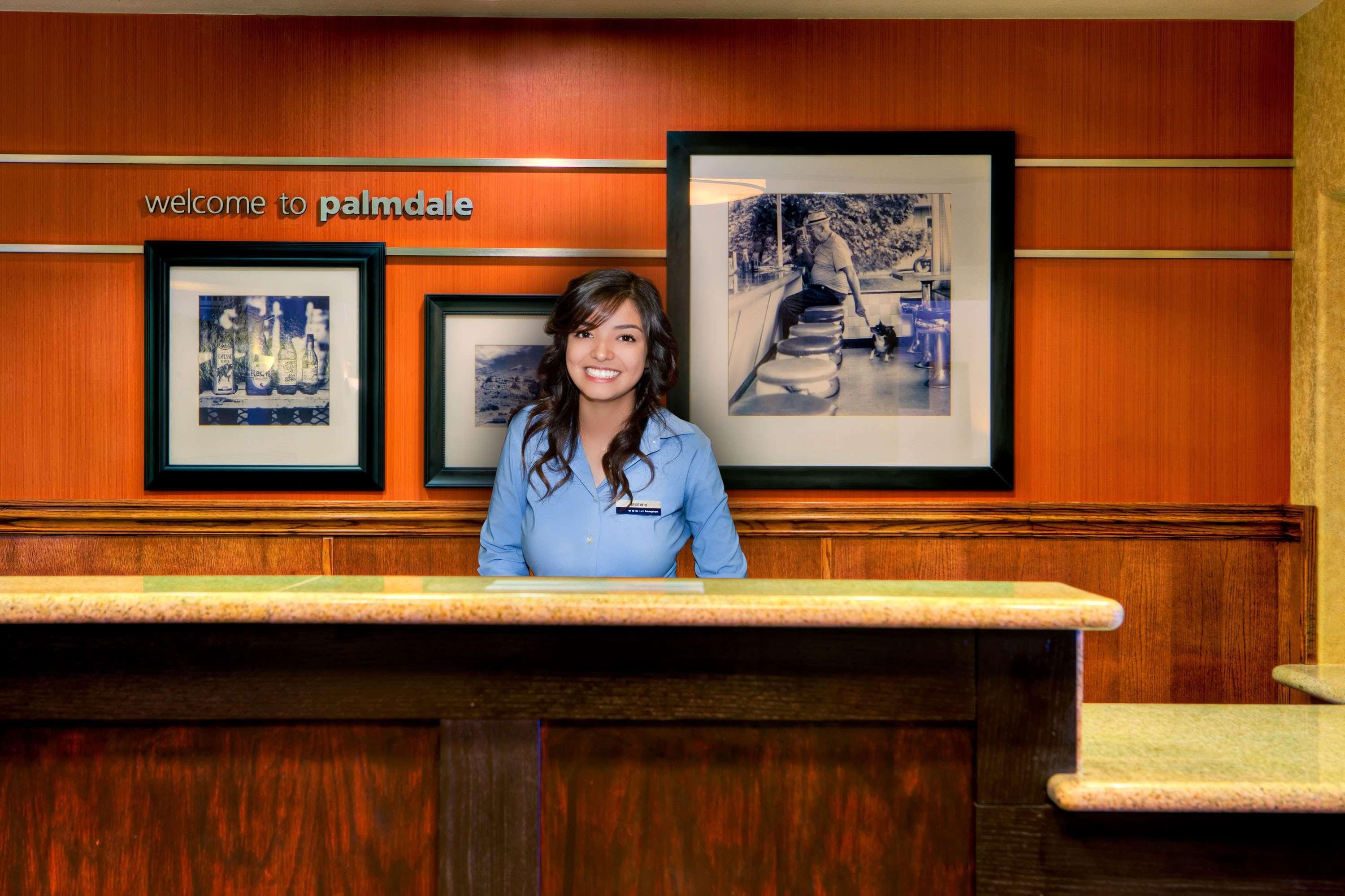 Vista Lobby Hampton Inn & Suites Palmdale