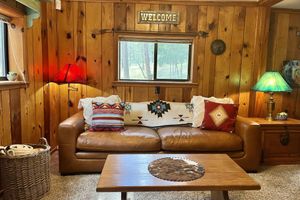 Alquiler Vacacional - 3 Little Bears - GREAT location; secluded feel!