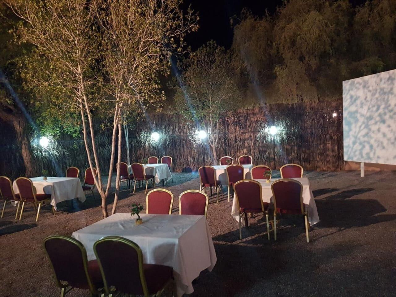 Restaurant Noor Majan Camp