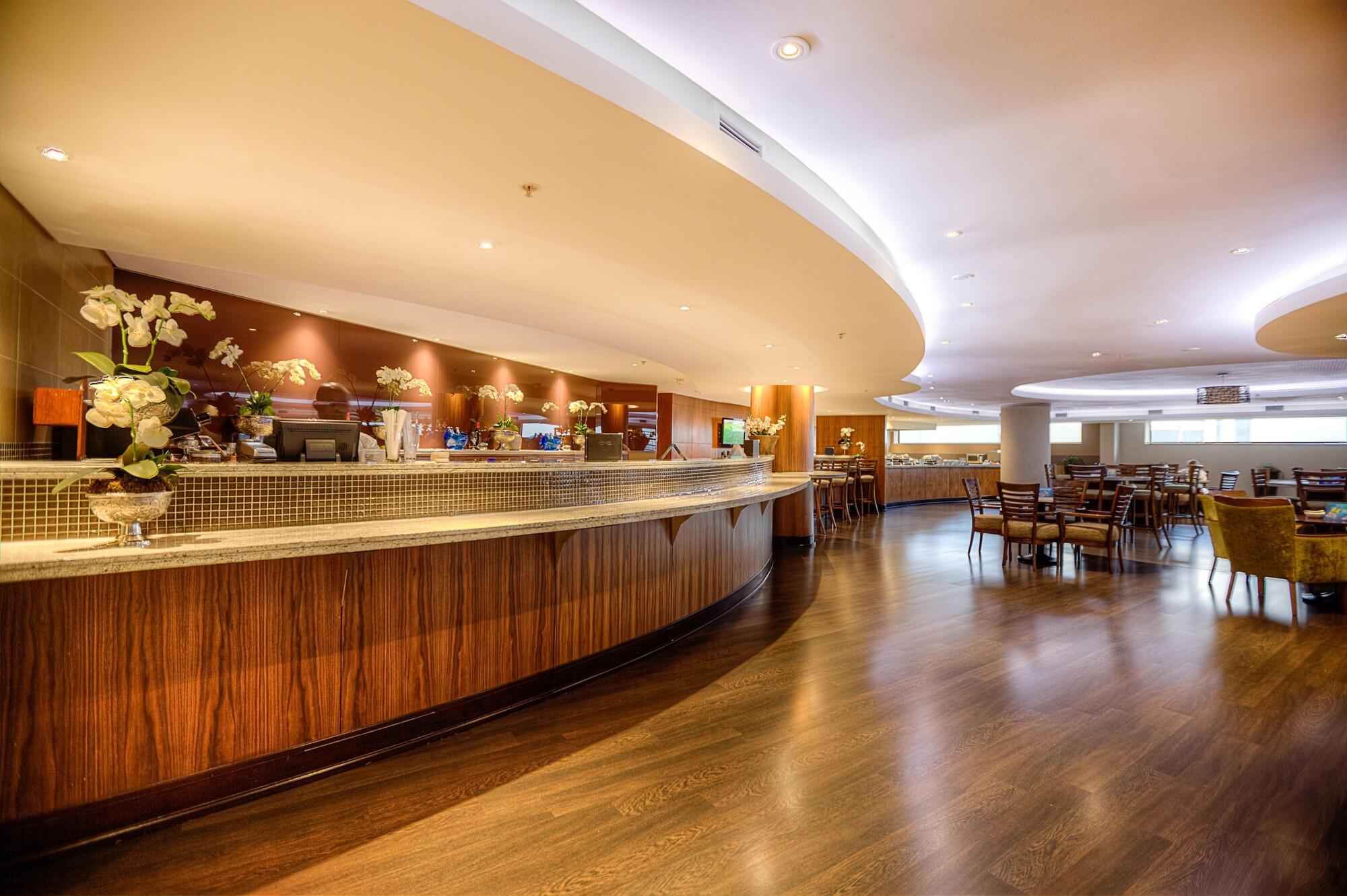 Bar/Salón City Lodge Hotel at OR Tambo International Airport