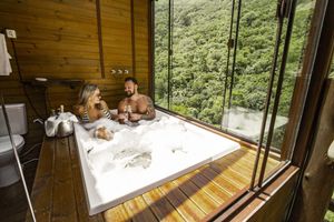 Alojamiento - Cachoeira dos Borges Cabanas e Parque