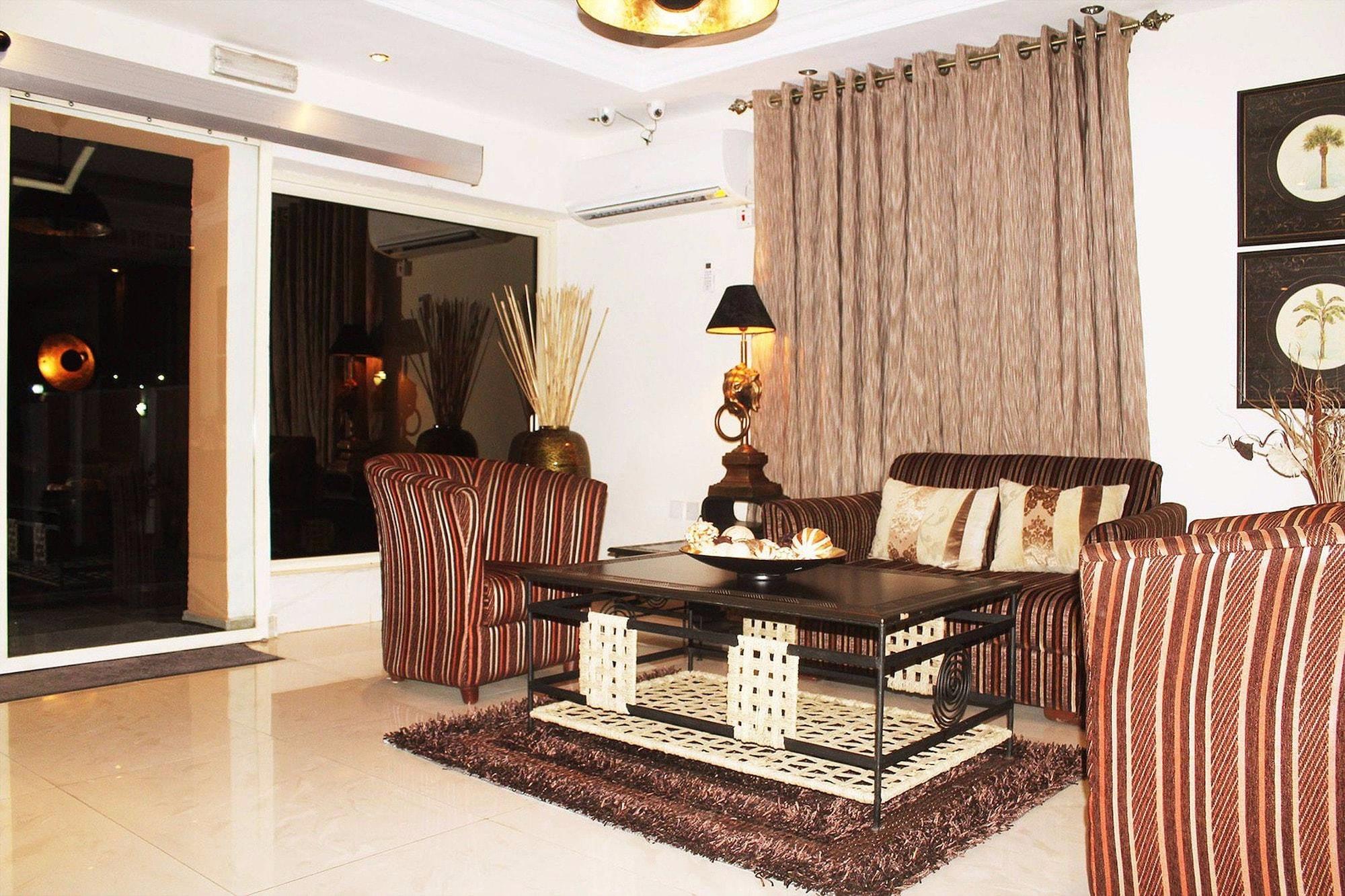 Vista Lobby Pearl Gate Hotel