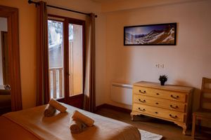 Alquiler Vacacional - Premium mountain chalet, sleeps 10, Internet, Private garage