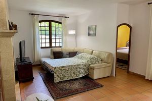 Alquiler Vacacional - Rez-de-jardin Indépendant D'une Villa Traditionnelle en Provence 128m2