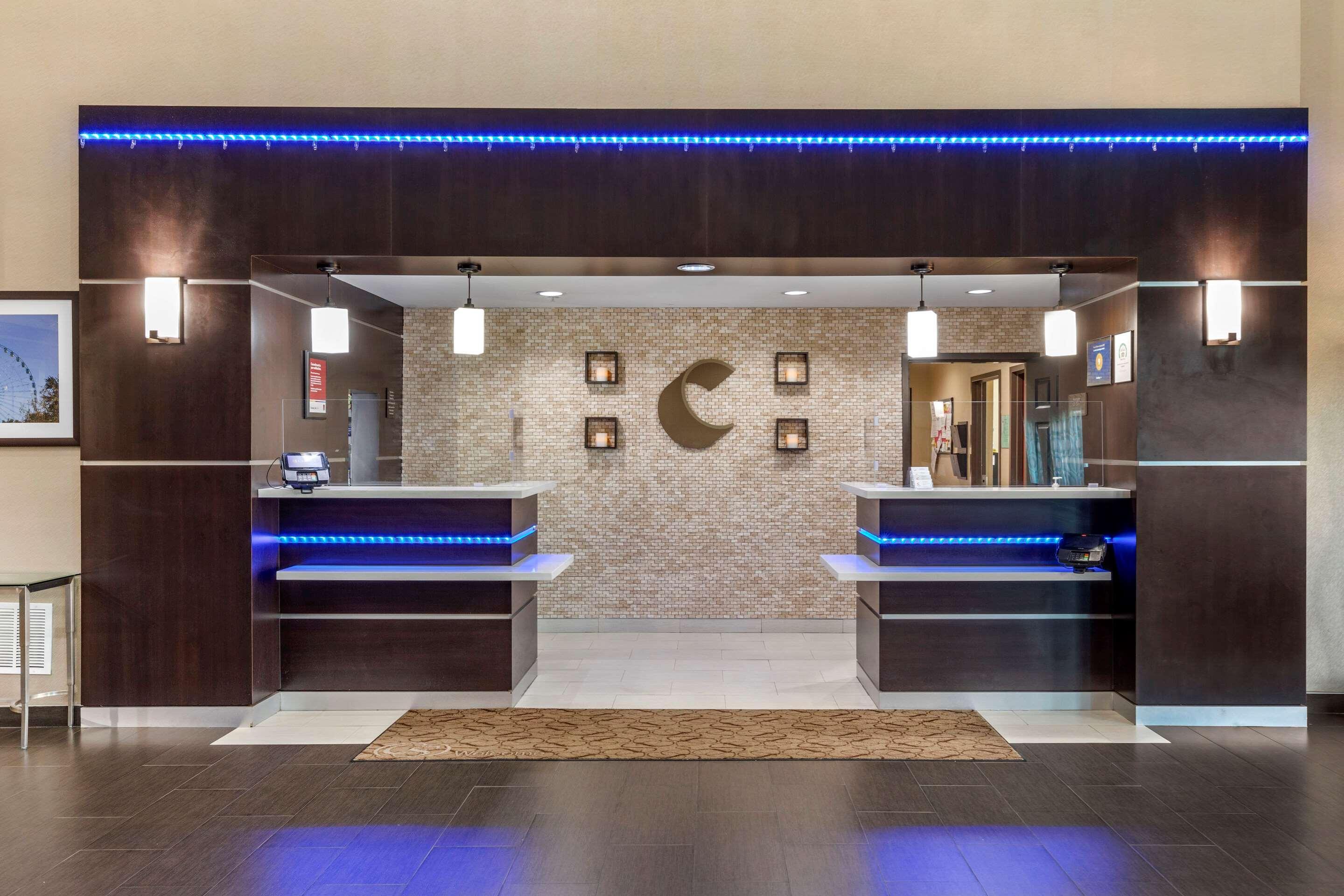 Vista Lobby Comfort Suites Waco North