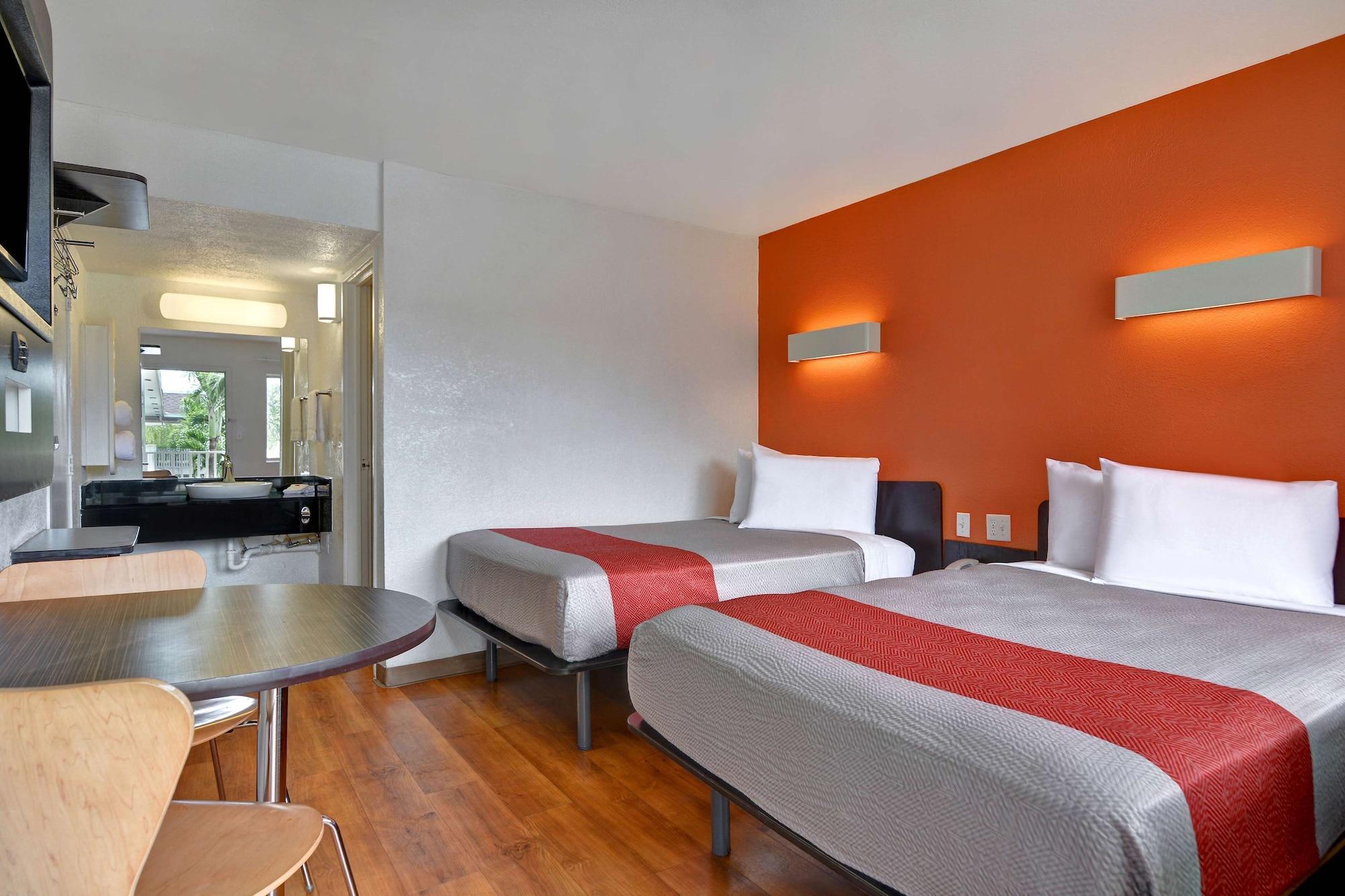Habitación Motel 6 Dania Beach